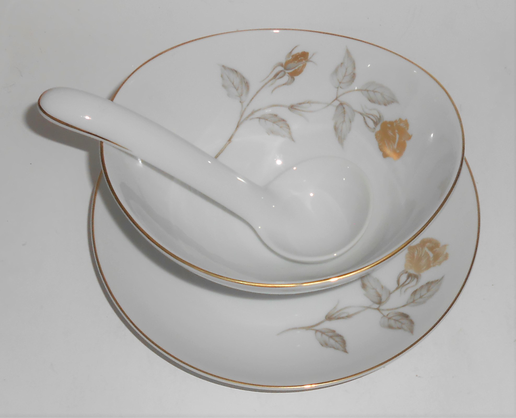 Narumi Porcelain China Japan Damask Rose Gold Band Grav
