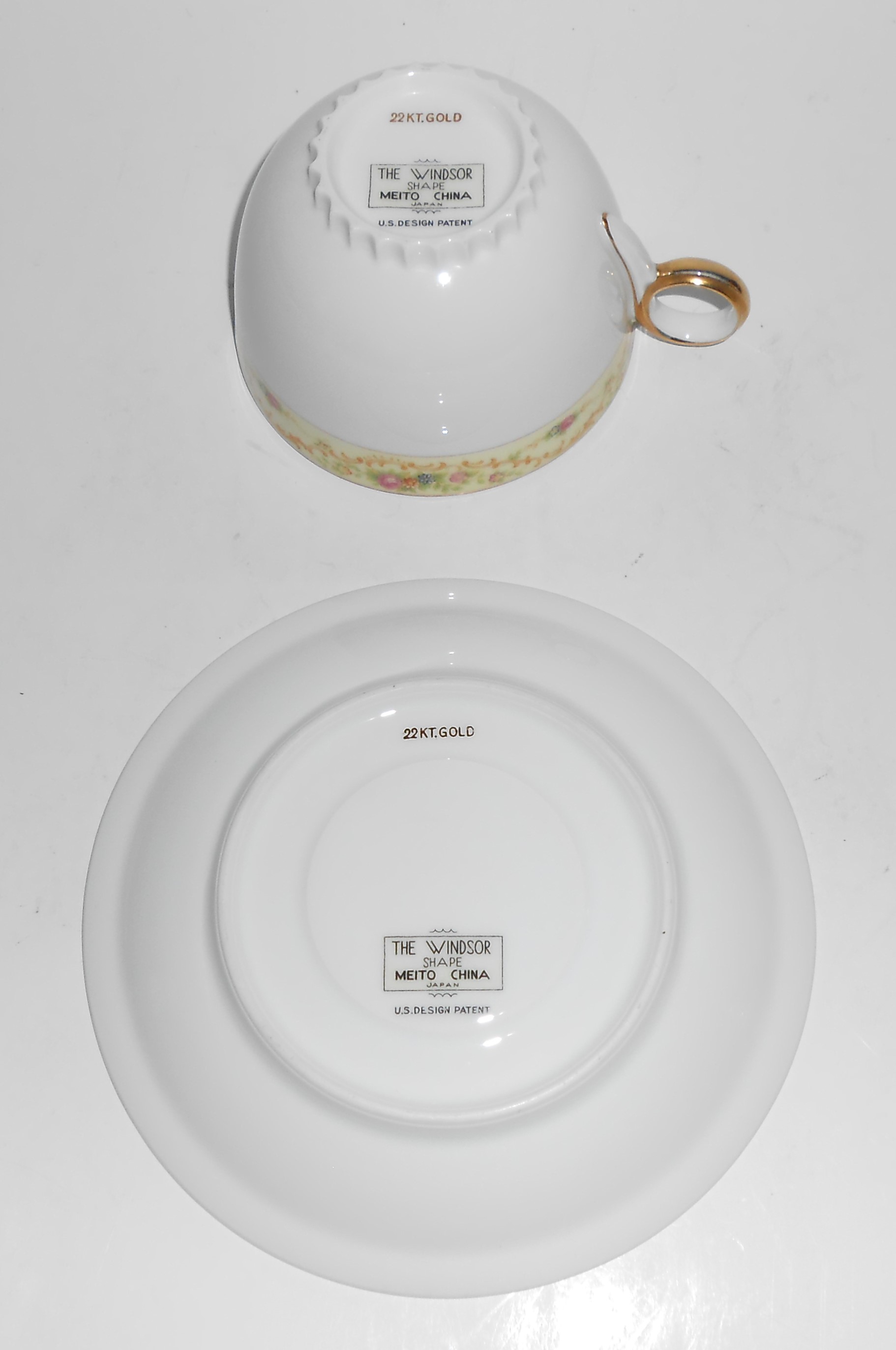 Meito China Porcelain Japan The Windsor w/Gold Cup & Sa