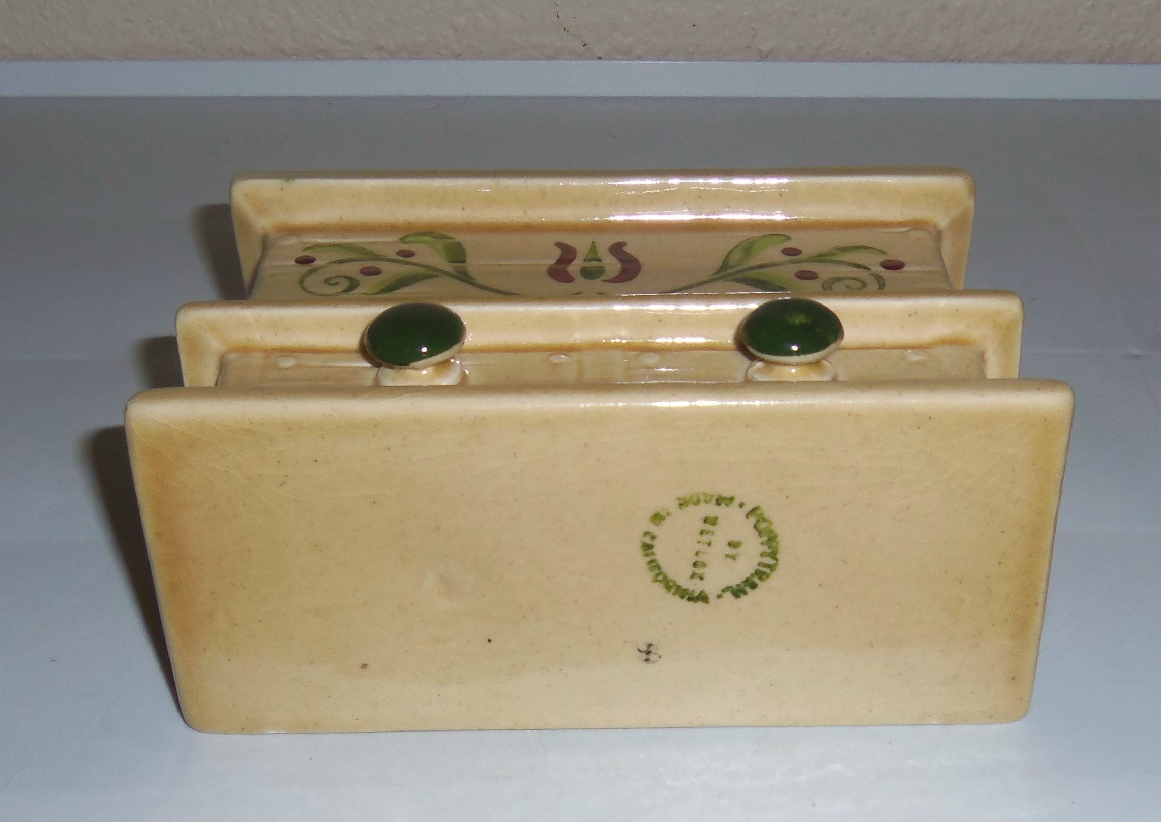 Metlox Pottery California Provincial Wall Planter!