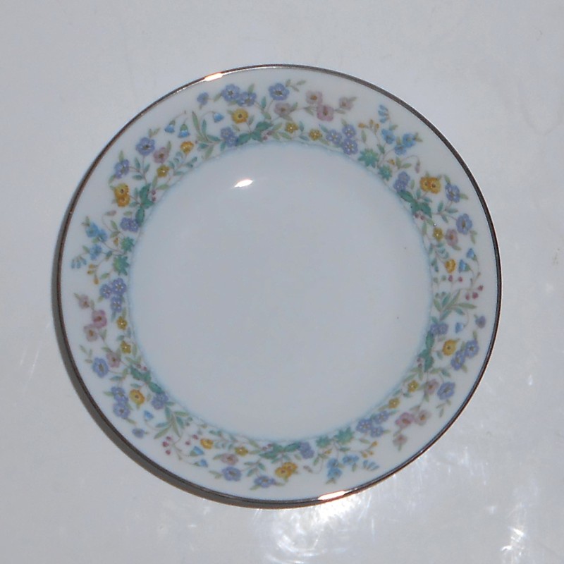 Noritake Porcelain China 2551 Spring Garden w/Platinum Fruit Bowl