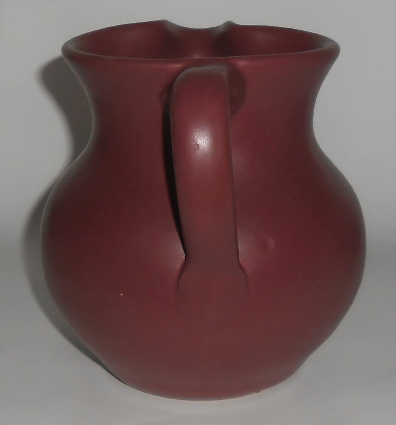 Zanesville Stoneware Pottery Matte Rose #581 Pitcher