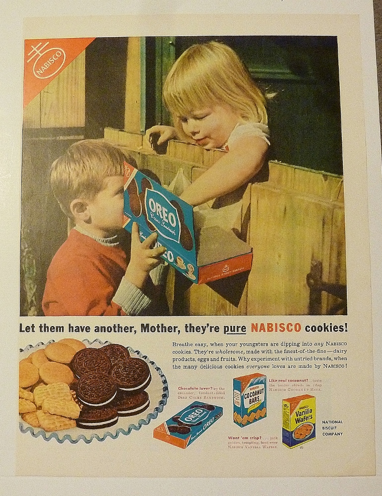 1953 Nabisco Oreo Cookies With Boy Giving Girl Cookie