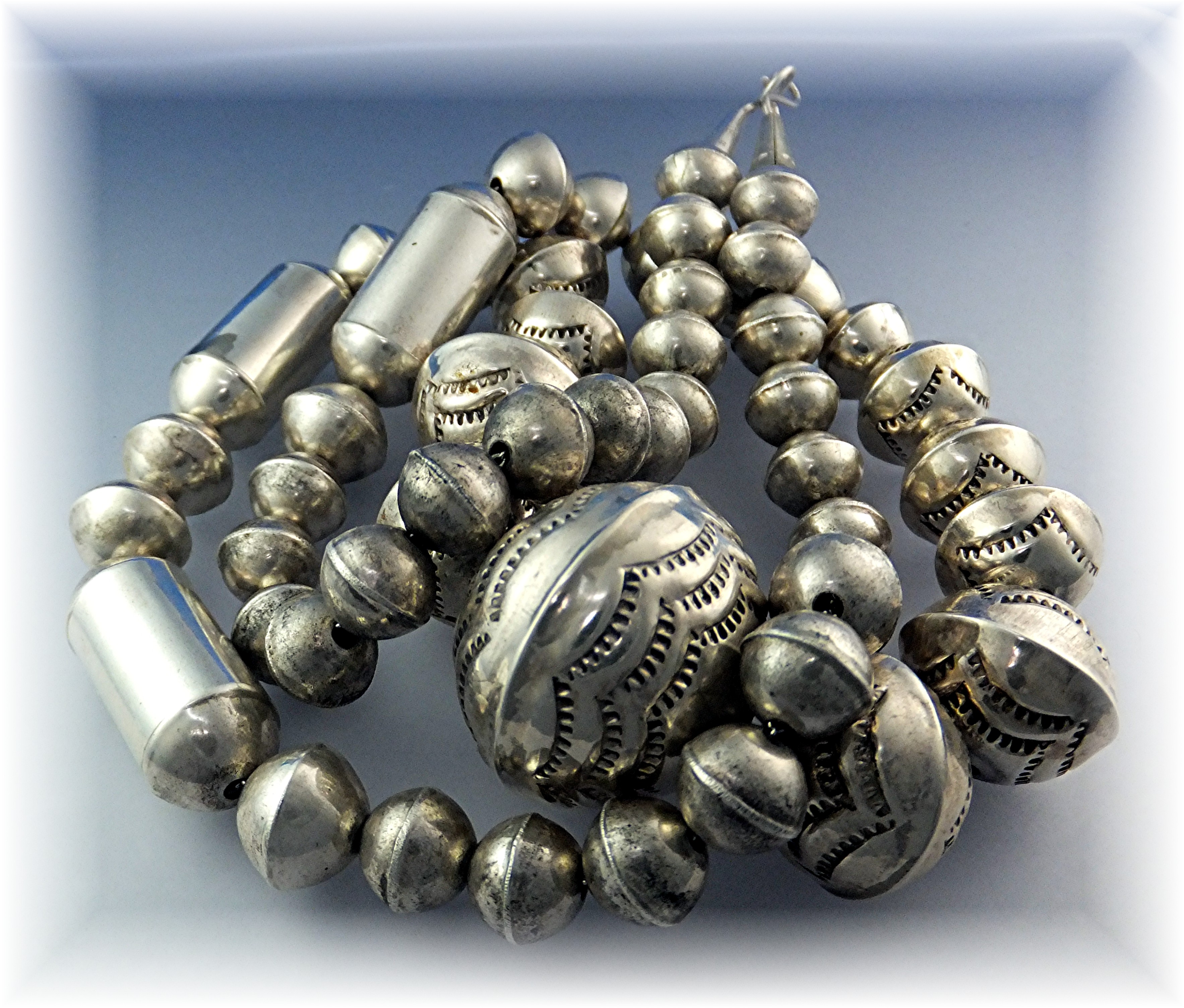 Navajo Pearls Sterling Silver Beads Necklace 64 Grams