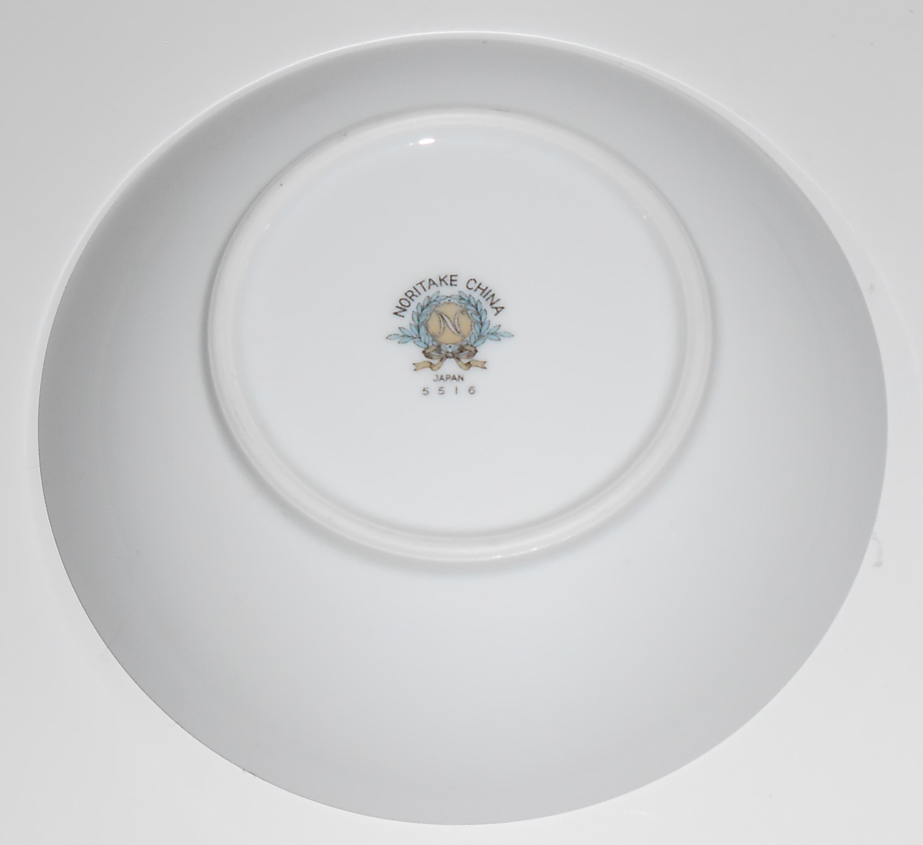 Noritake Porcelain China 5516 Pink Roses Platinum