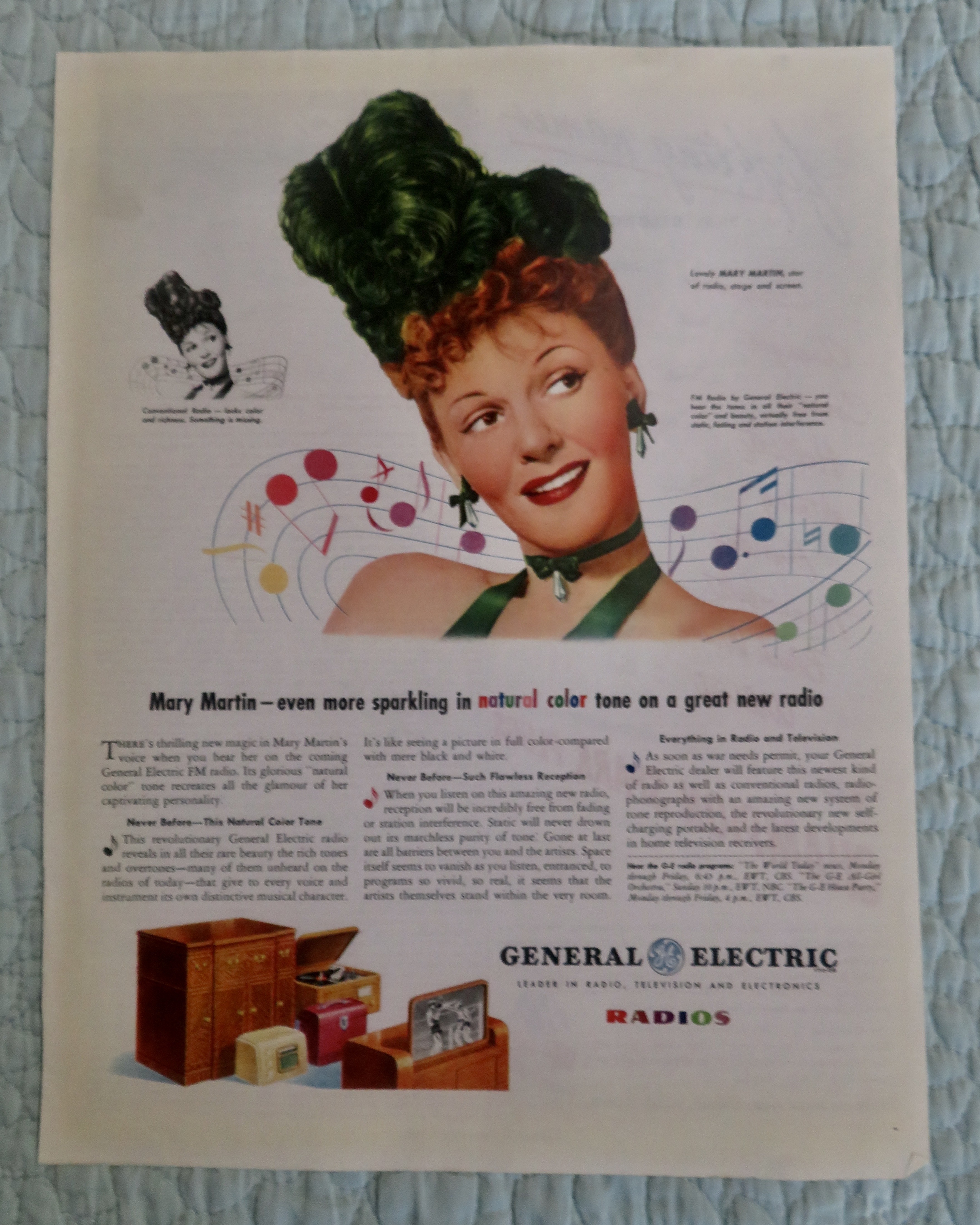 1945 General Electric Radio w/ Movie Star Mary Martin