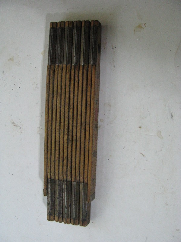 Vintage Lufkin Red End X46 Wooden Folding Extension Ruler