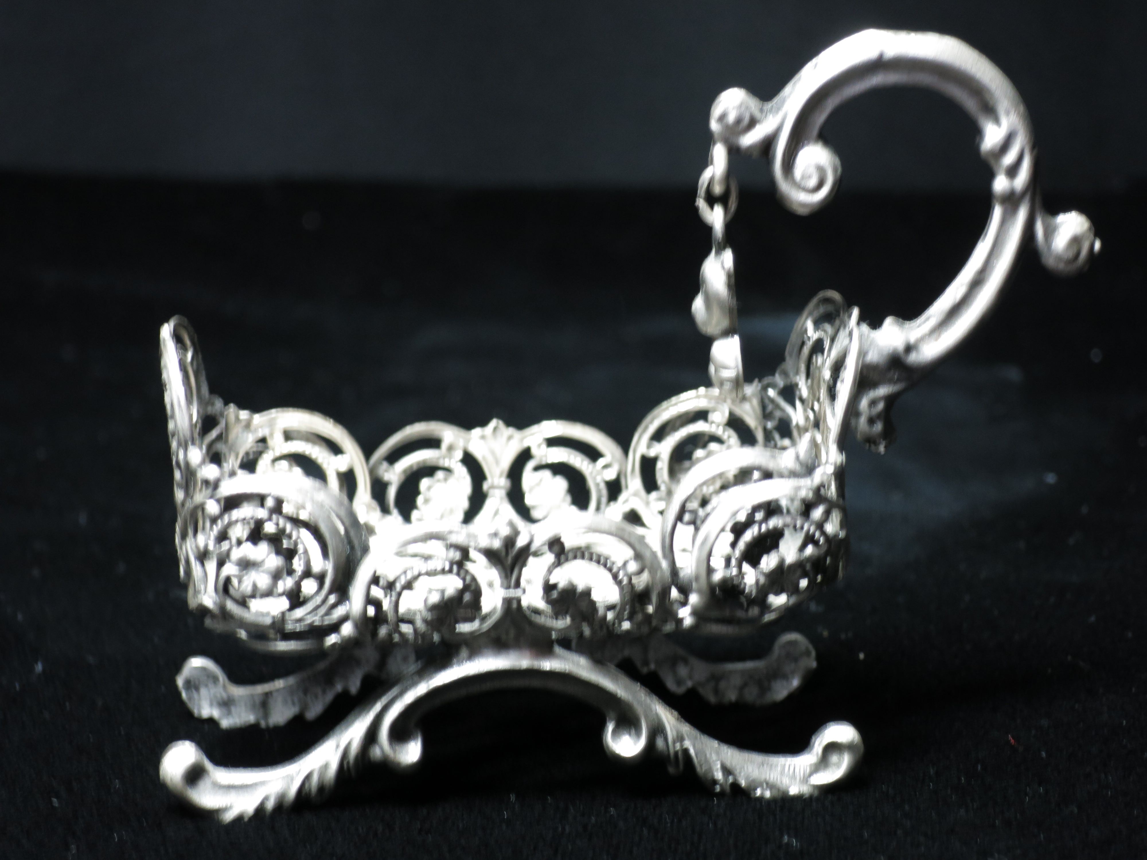 Nicla Oggetti Sterling Silver Bassinet Doll House Size