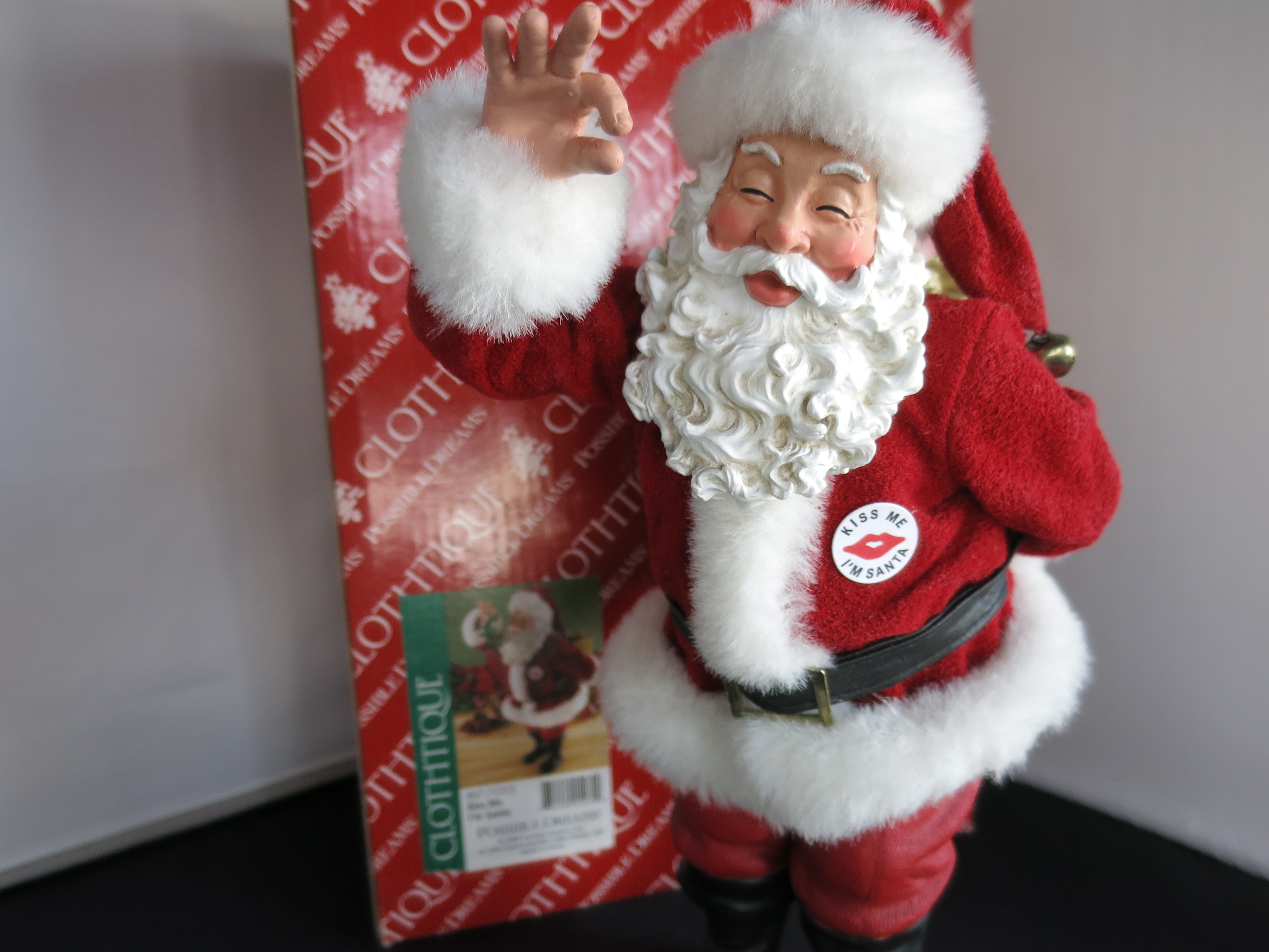 Clothtique Santa Possible Dreams Kiss me Im Santa