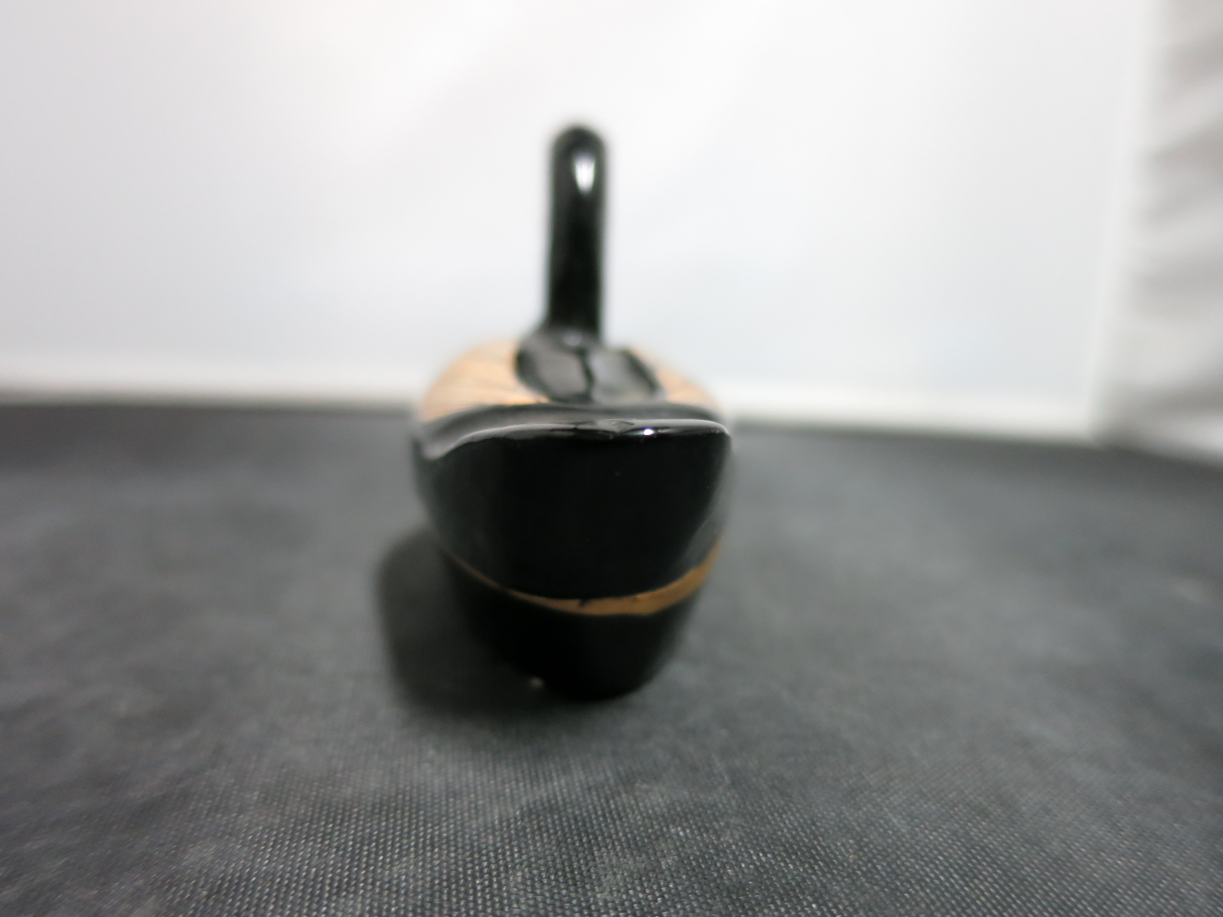 DUCK Bird Nesting Black Laquer Trinket Pill Box Figural