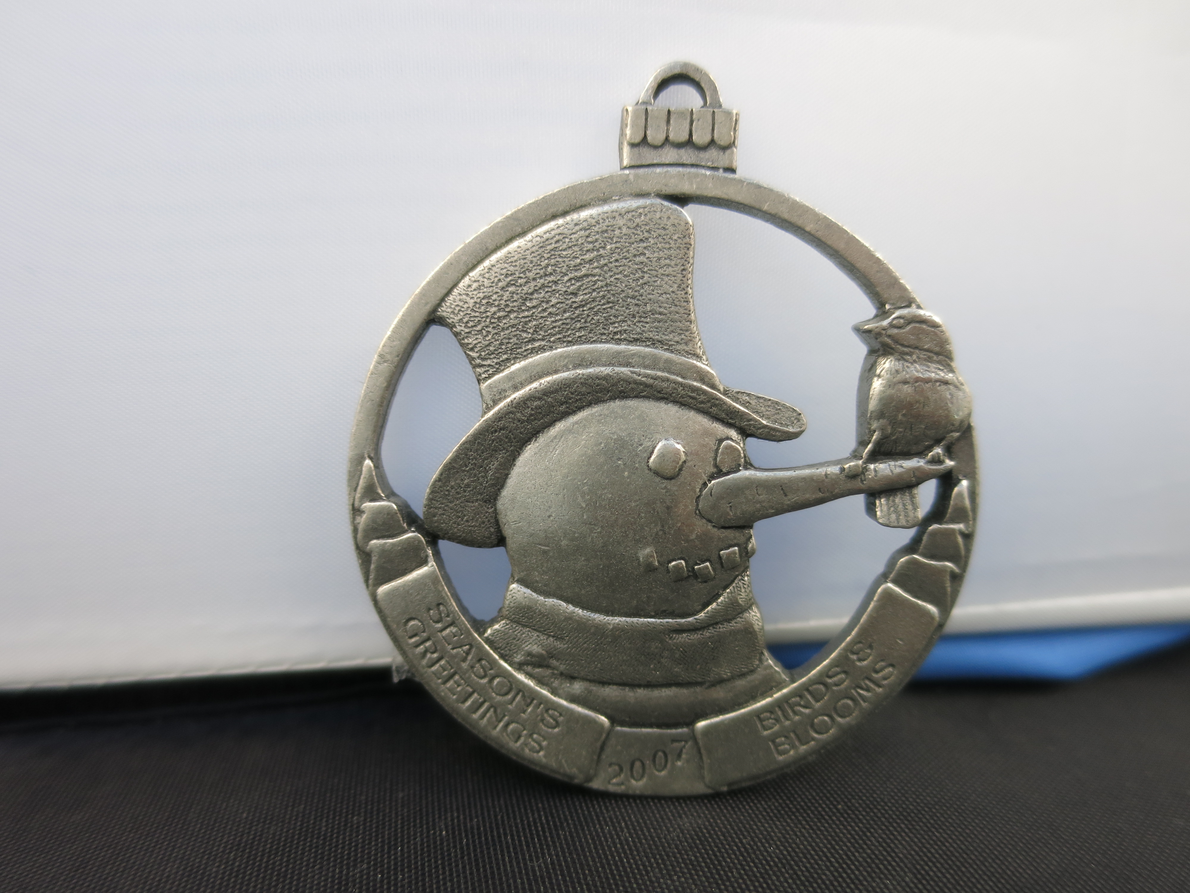 PEWTER ORNAMENT Birds & Blooms Snowman Cardinal