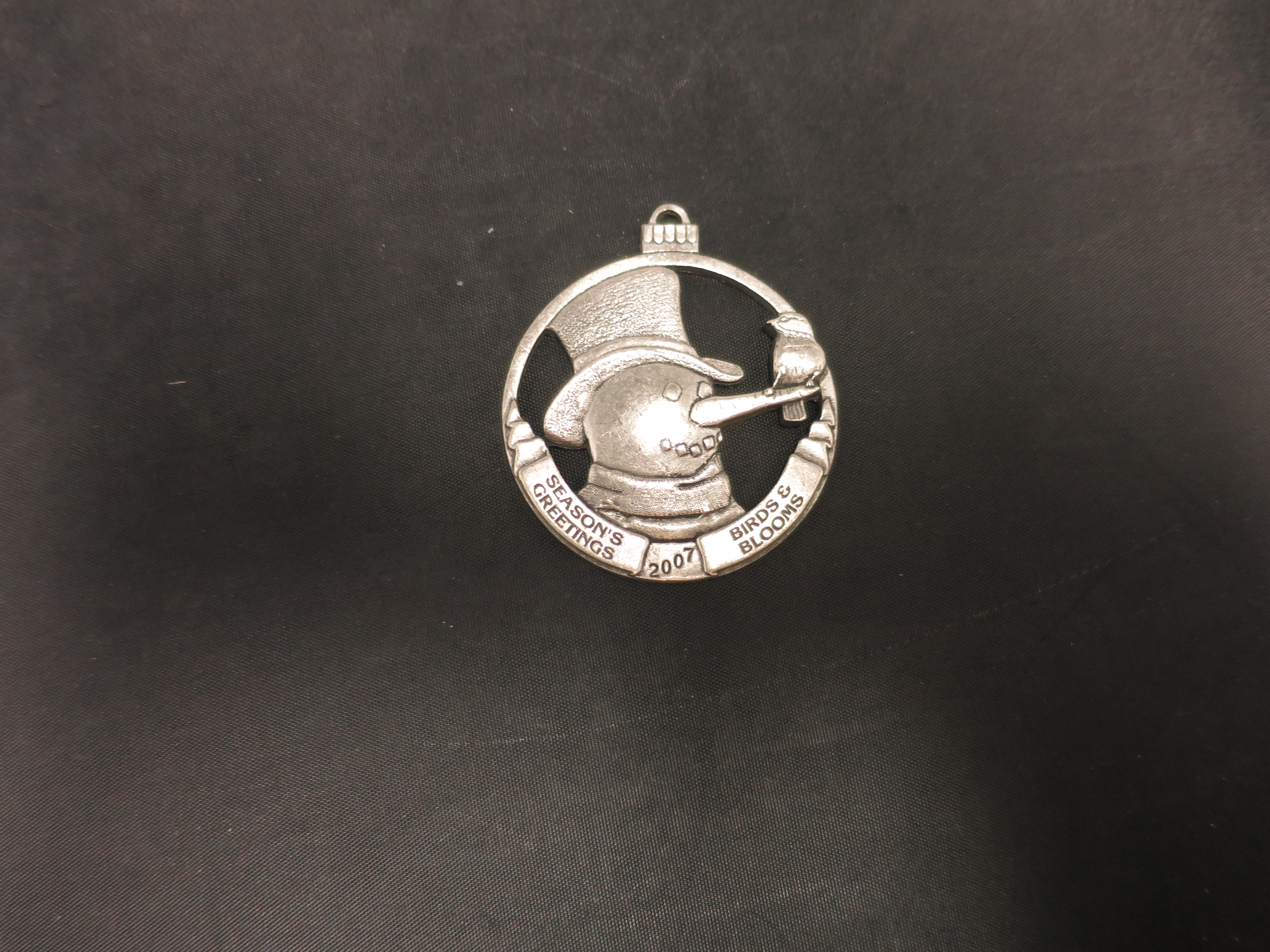 PEWTER ORNAMENT Birds & Blooms Snowman Cardinal
