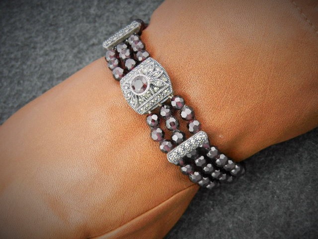 Marquisite Sterling Silver Garnets Bracelet