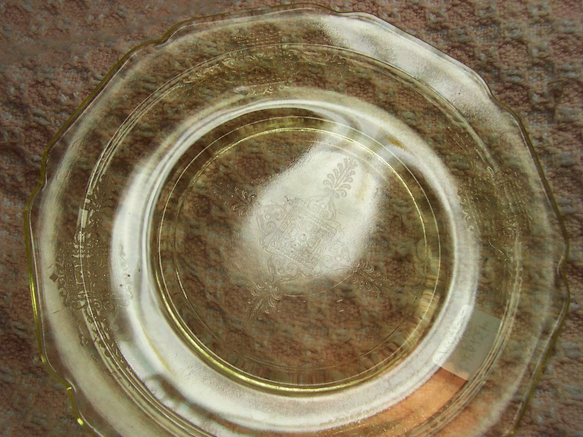 Depression Glass Bread and Butter, Yellow