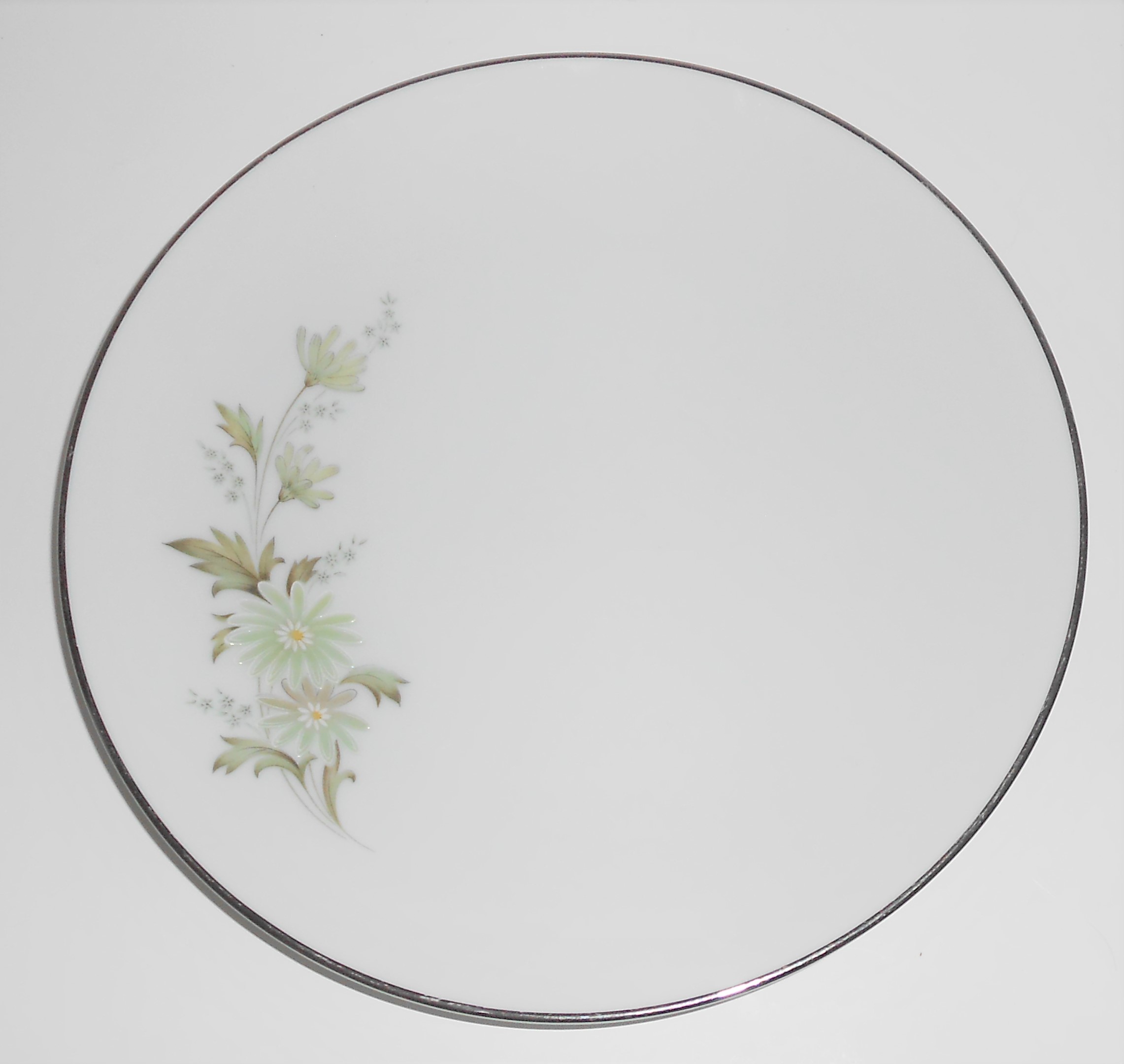 Noritake China Porcelain Soroya Platinum Band Salad Pl