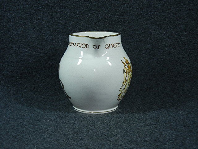Pottery Gray's White 1953 Queen Elizabeth II Coronation