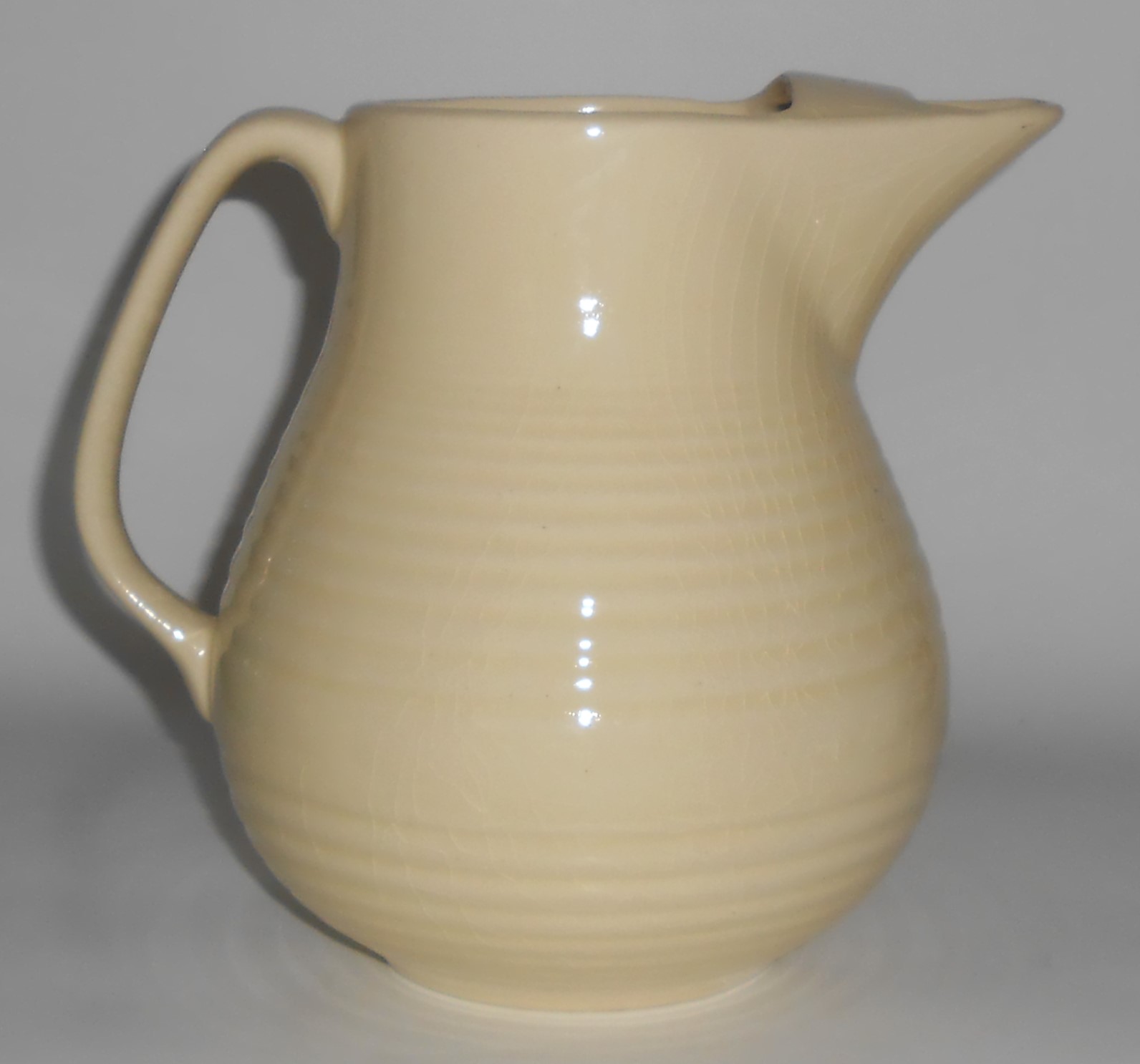 Bauer Pottery Monterey Ivory Ice Lip Pitcher