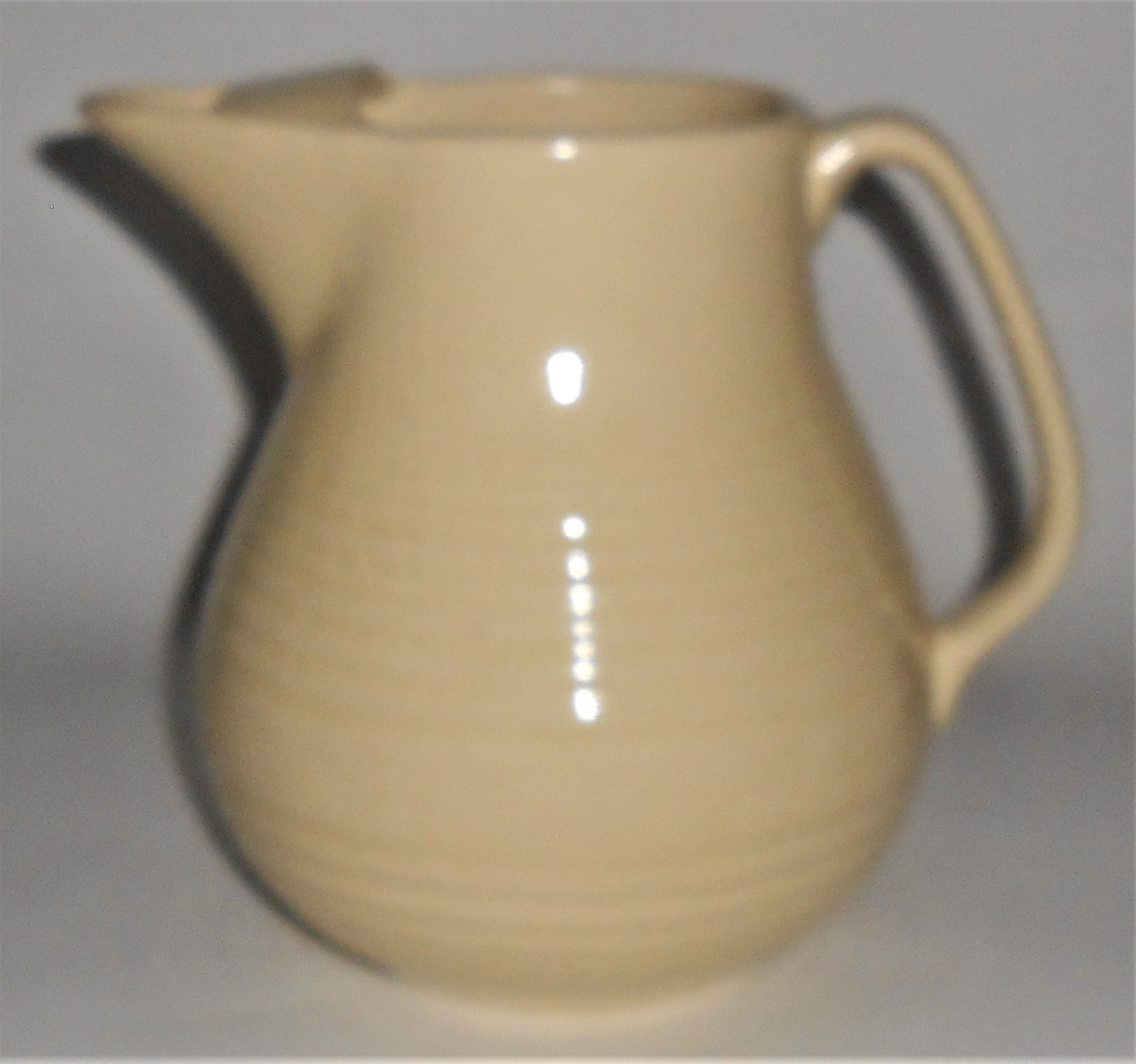 Bauer Pottery Monterey Ivory Ice Lip Pitcher