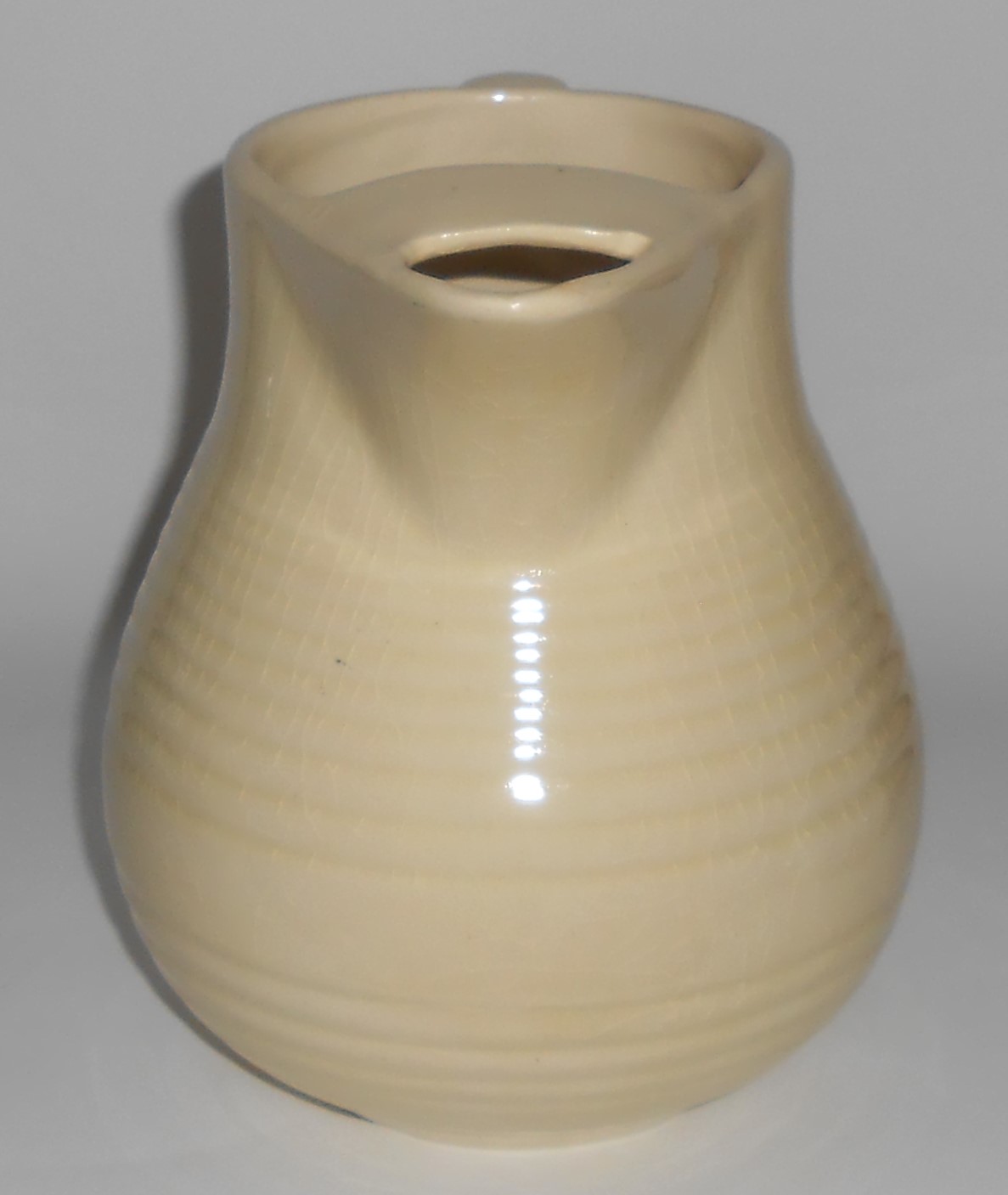 Bauer Pottery Monterey Ivory Ice Lip Pitcher