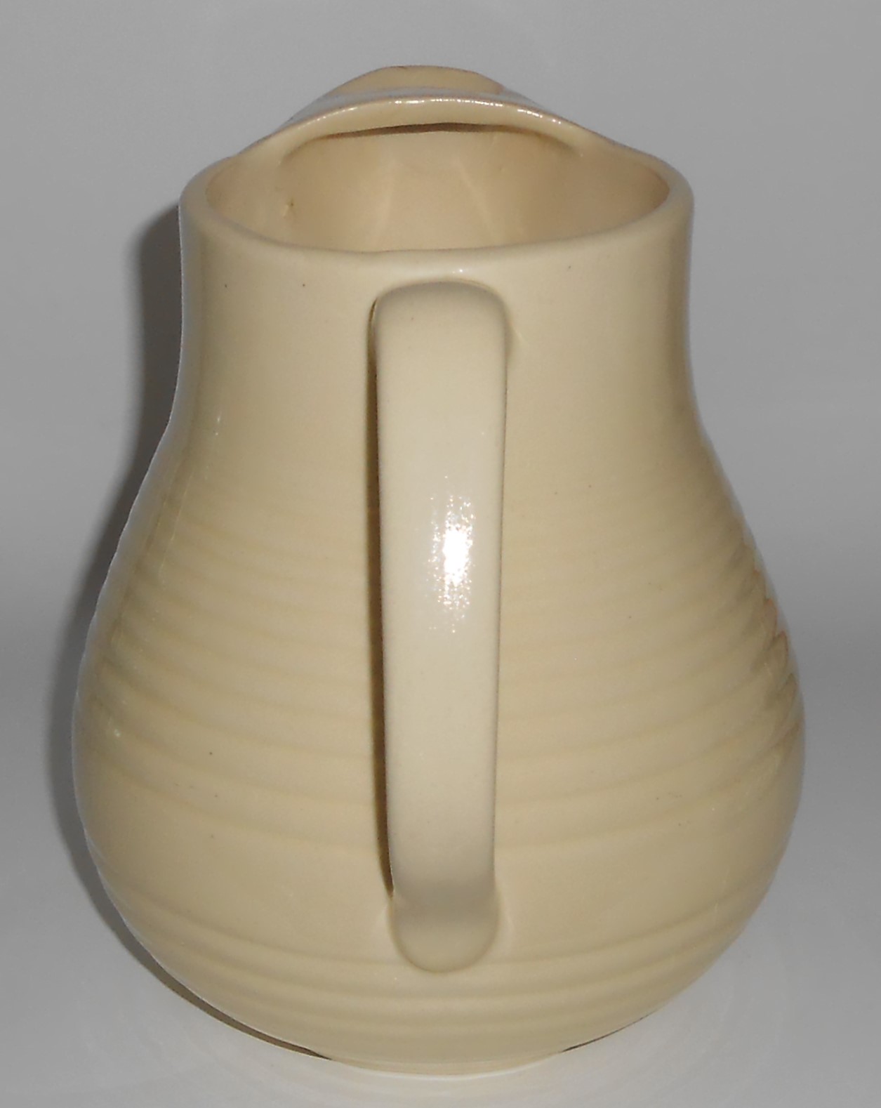 Bauer Pottery Monterey Ivory Ice Lip Pitcher