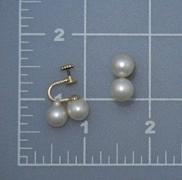 14K Gold Pearls  Screwback Earrings