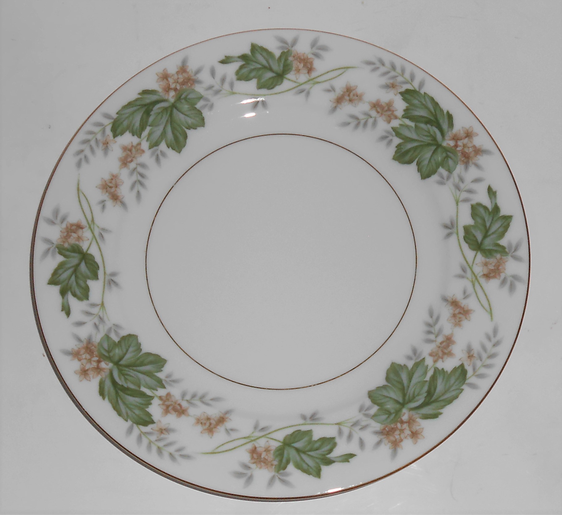 Noritake Porcelain China 5312 Daphne W/Gold Salad Plate