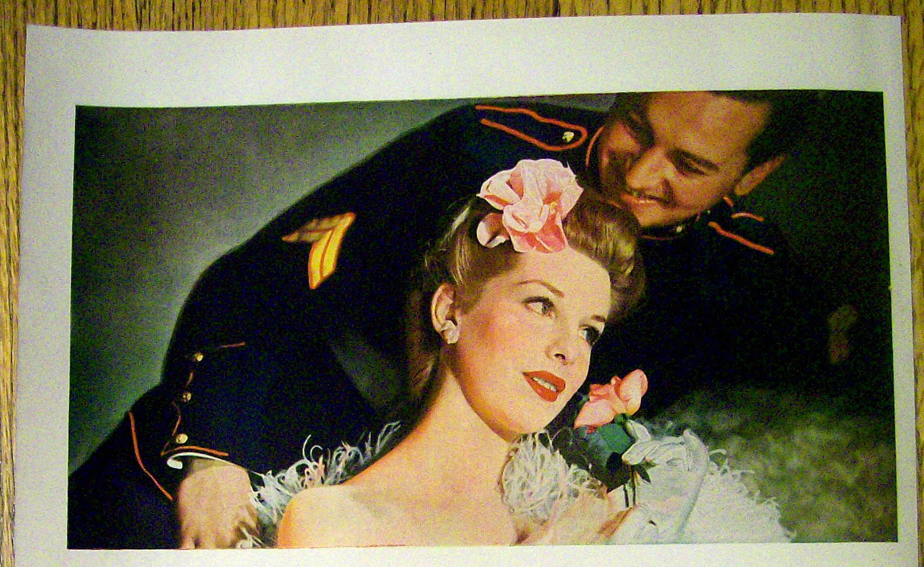 1943 Palmolive Soap with Woman & A Soldier