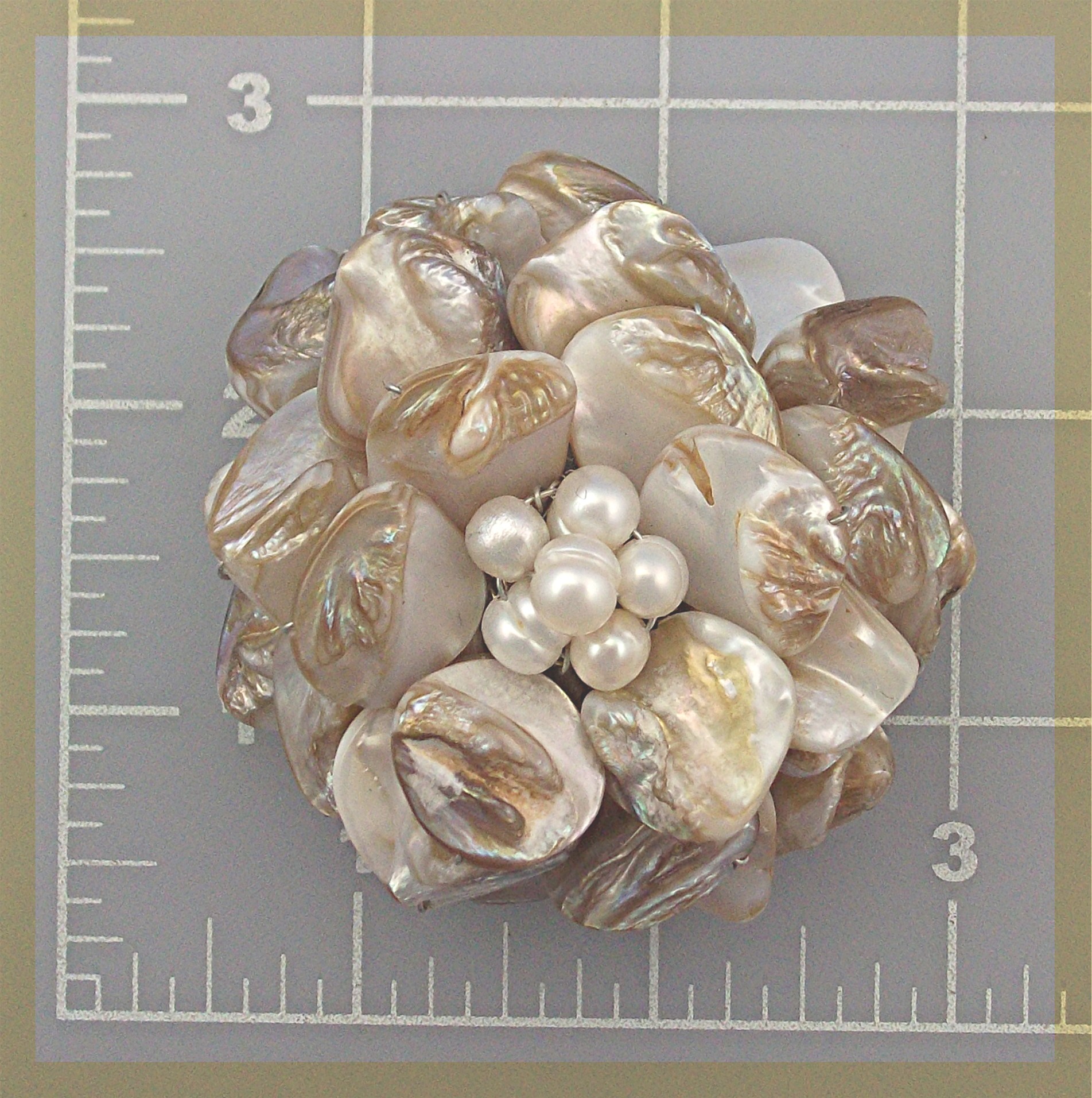 Pendant Freshwater Pearls Cream Mother Of Pearl Flower