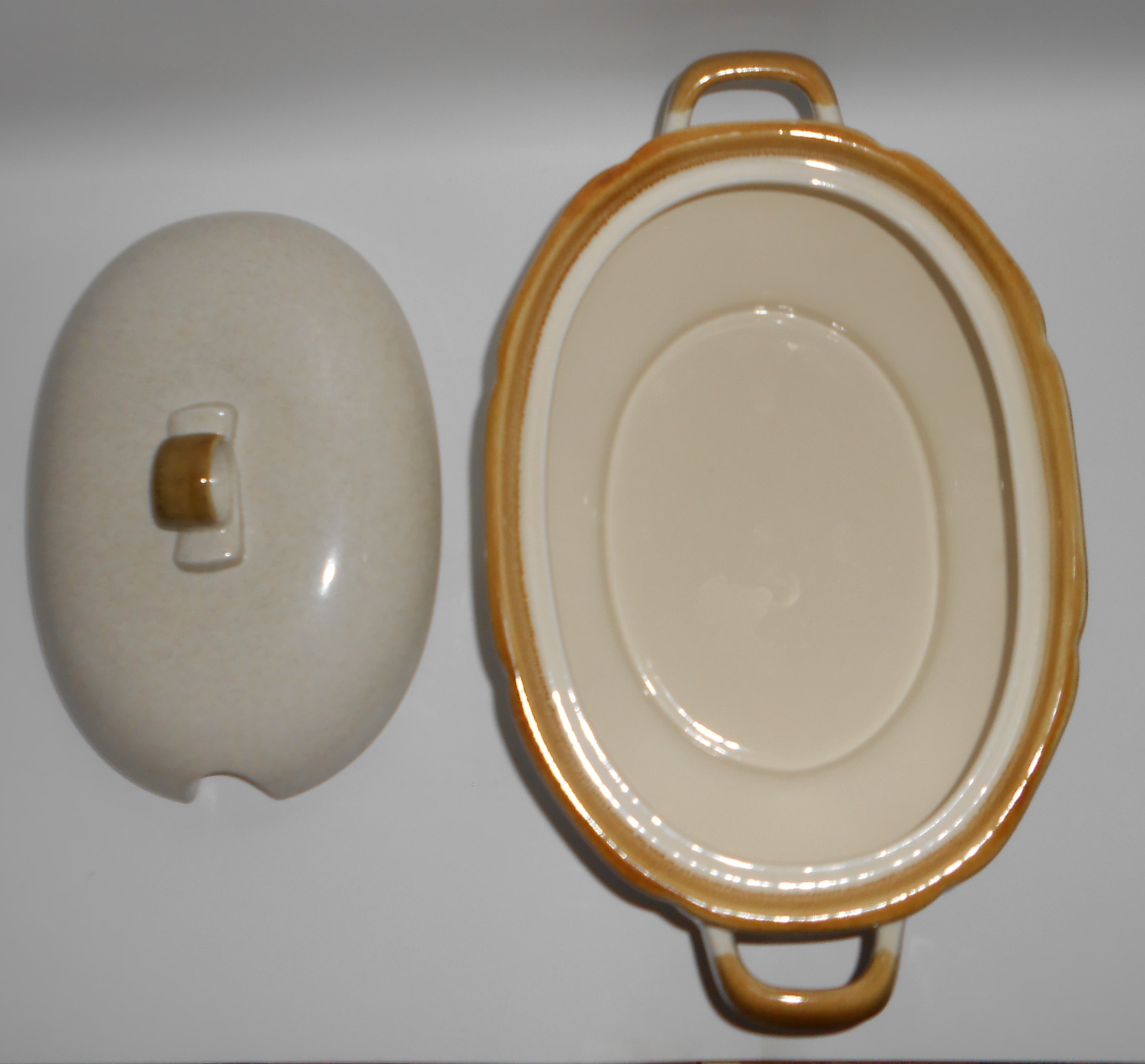 Mikasa China Pottery Garden Club DAY DREAMS Covered Sou