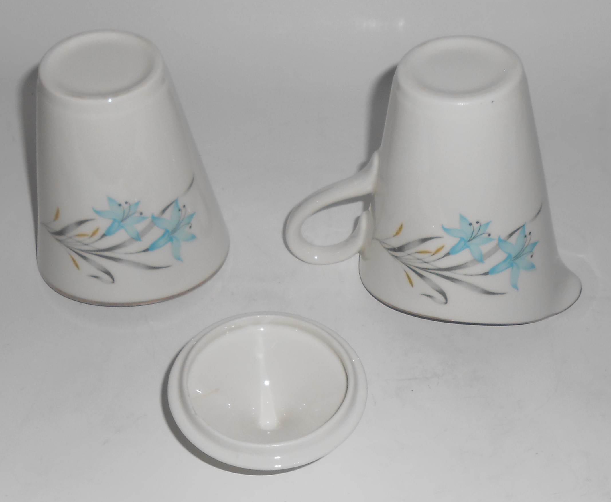 Homer Laughlin China Linda w/Platinum Creamer & Sugar B