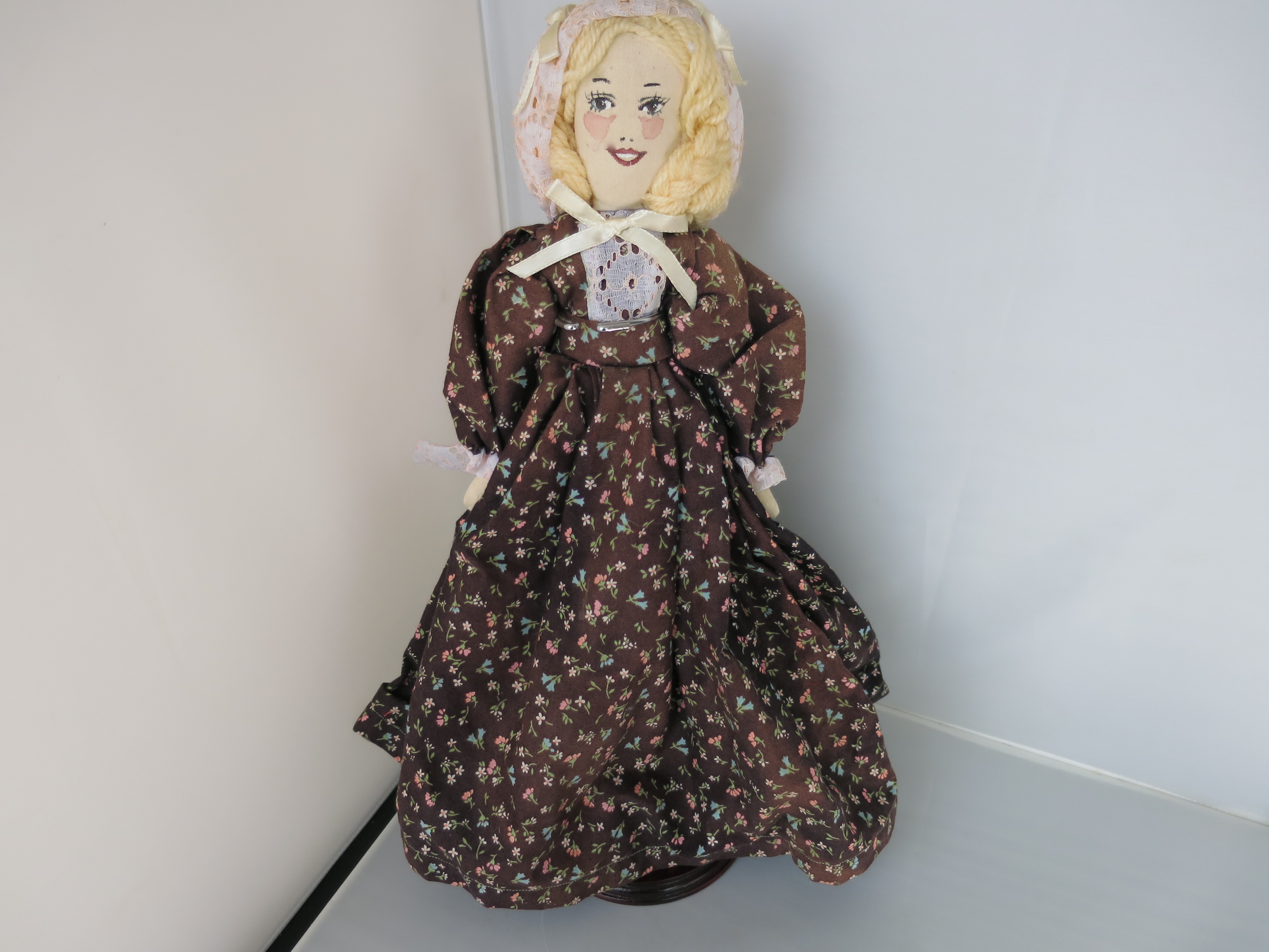 Vintage Cloth Doll Artist signed S. Pealer 1989