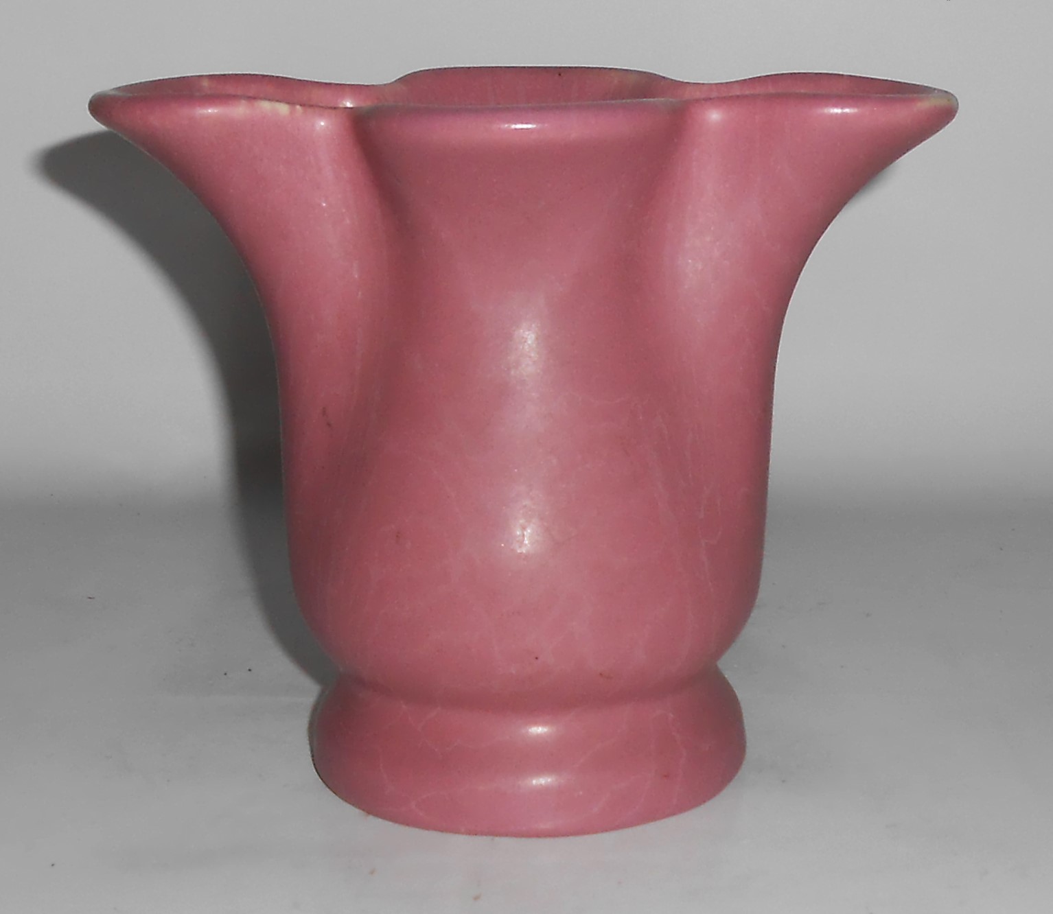 EARLY Camark Art Pottery #562 Matte Rose Wheel Thrown V