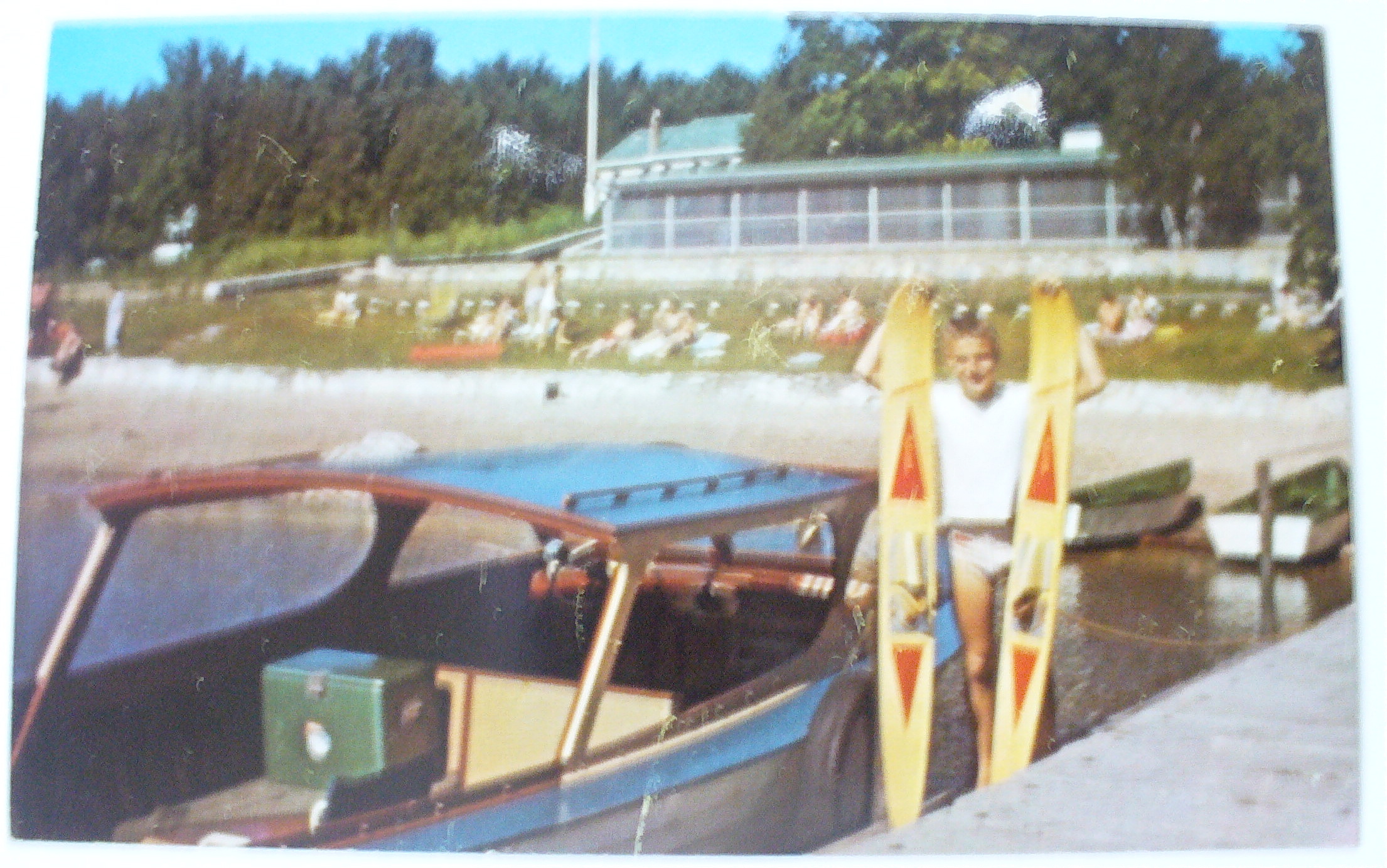 Boy On Pier At Bay Shore Inn Postcard (Sturgeon Bay)