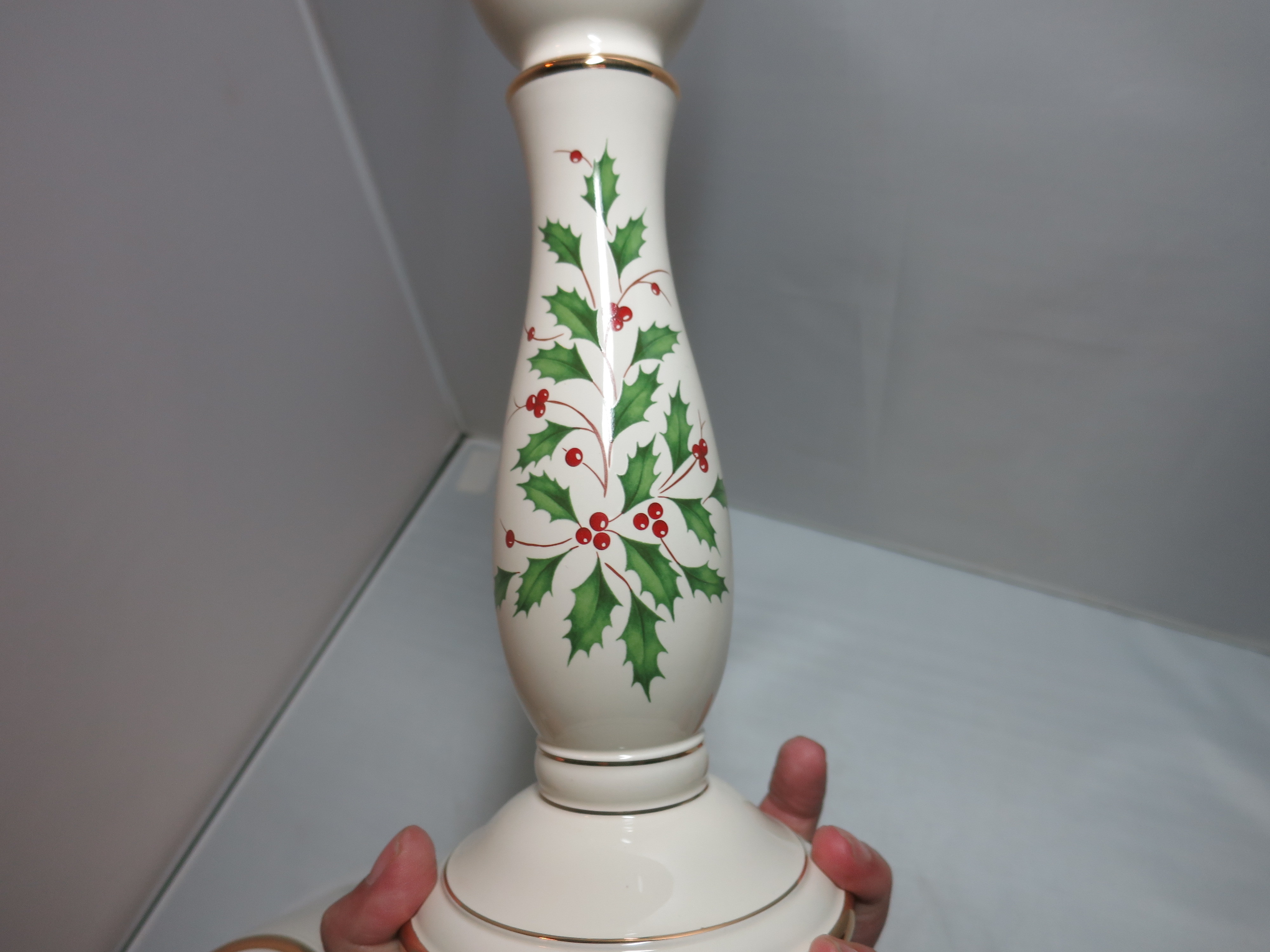 Lenox Holida Candlestick Lamp Holly Berry Votive Tea light