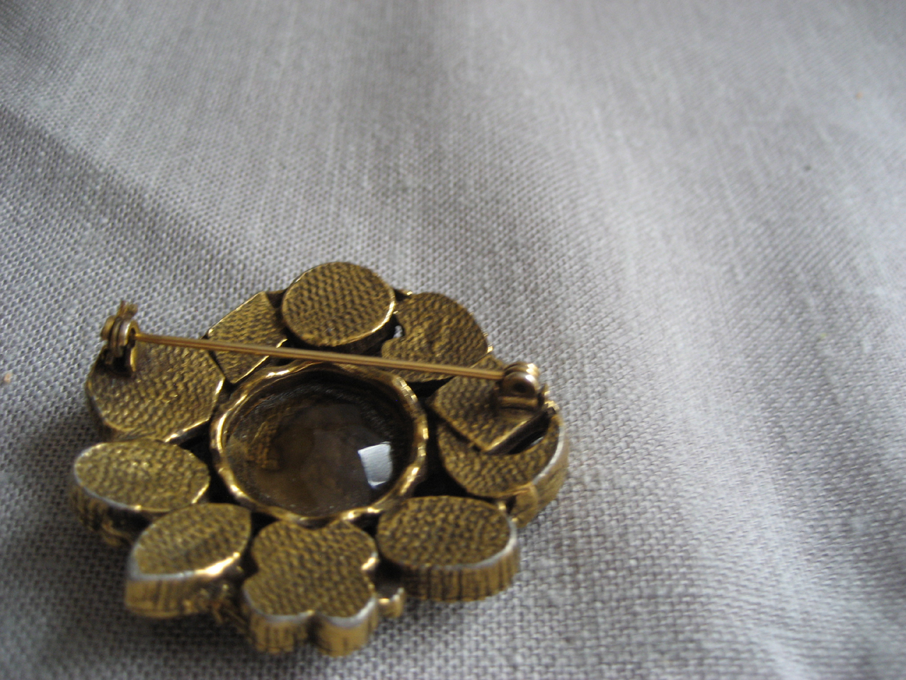 Goldette Cameo and Stone Brooch