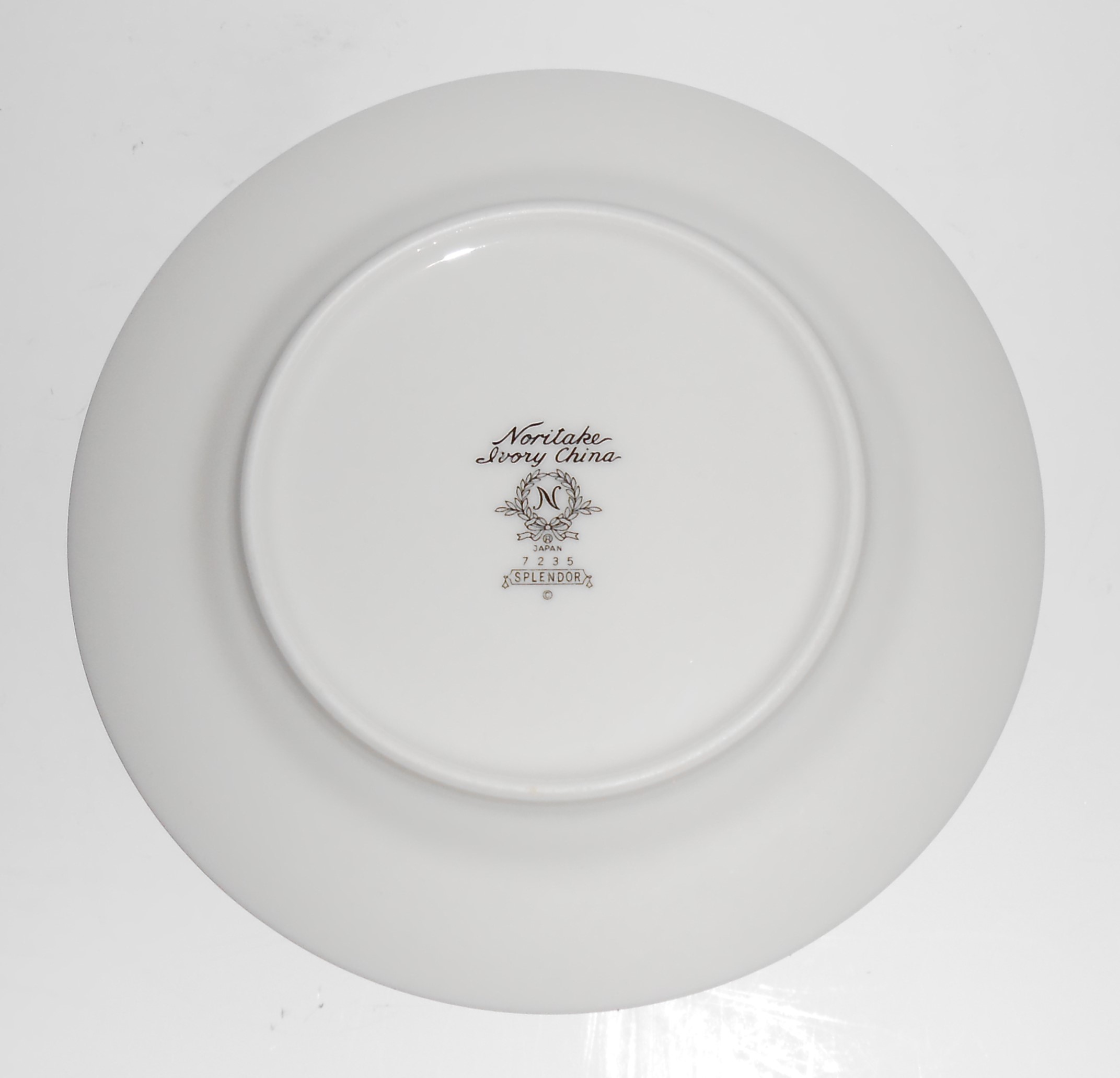 Noritake Ivory China Splendor w/Platinum Bread Plate
