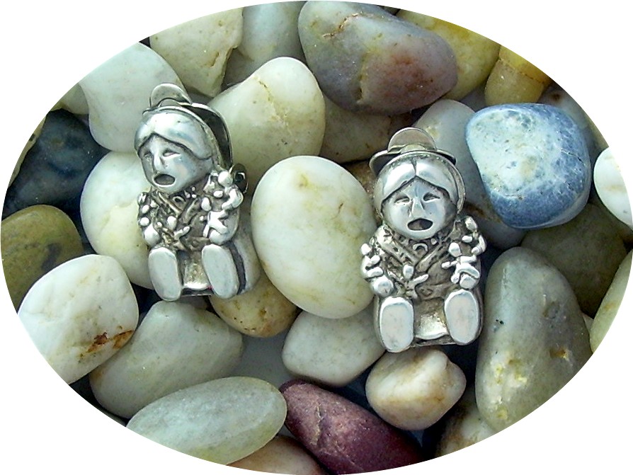 Sterling Silver American IndiaStoryteller Clip Earrings