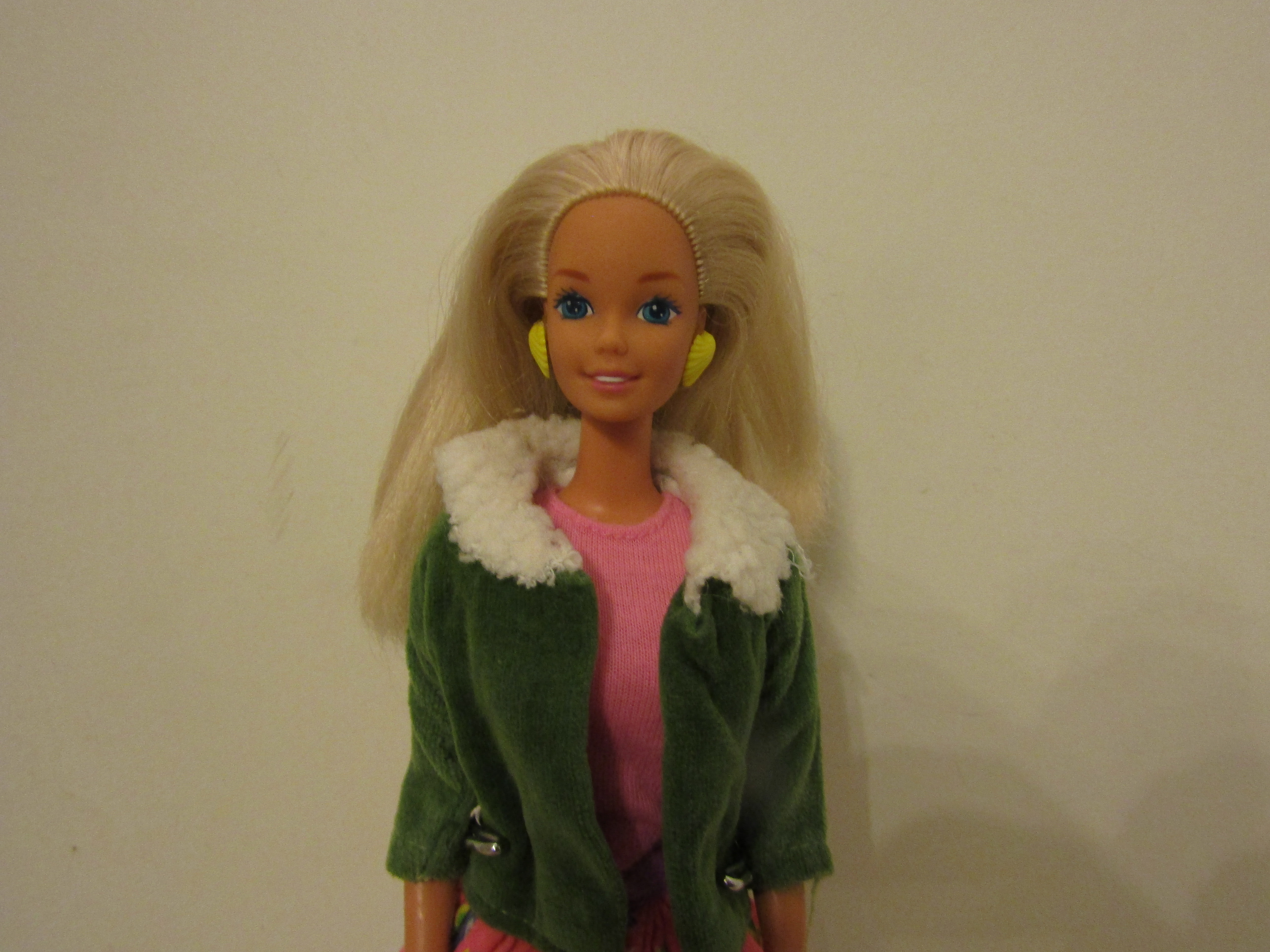 Vintage 1966/1976 Fashion Doll China 12