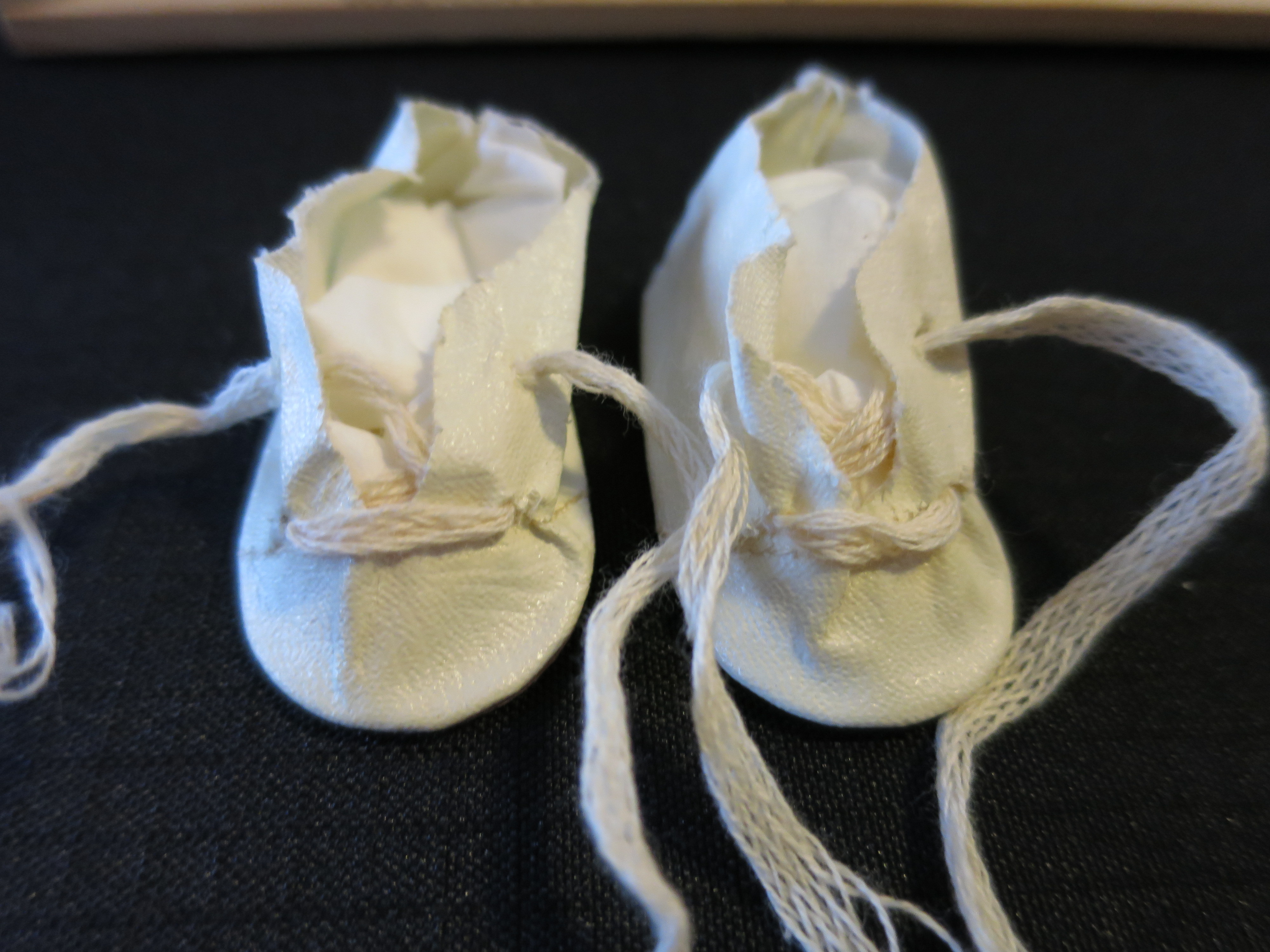 Doll Accessories Doll Shoes White Oil Cloth lace ribbon tie