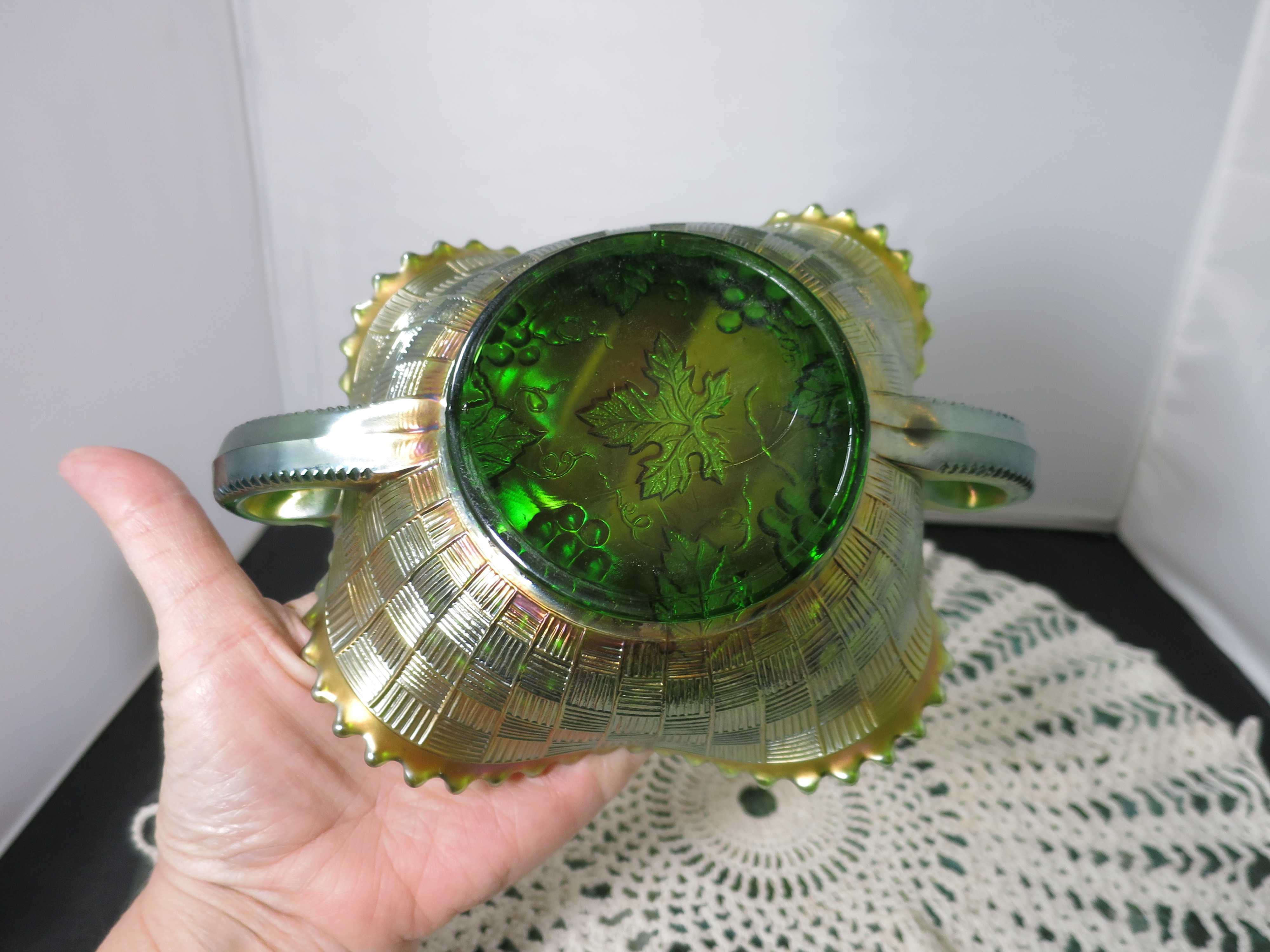 Antique Northwood Green Iridescent Grape & Cable Bon Bon Bowl