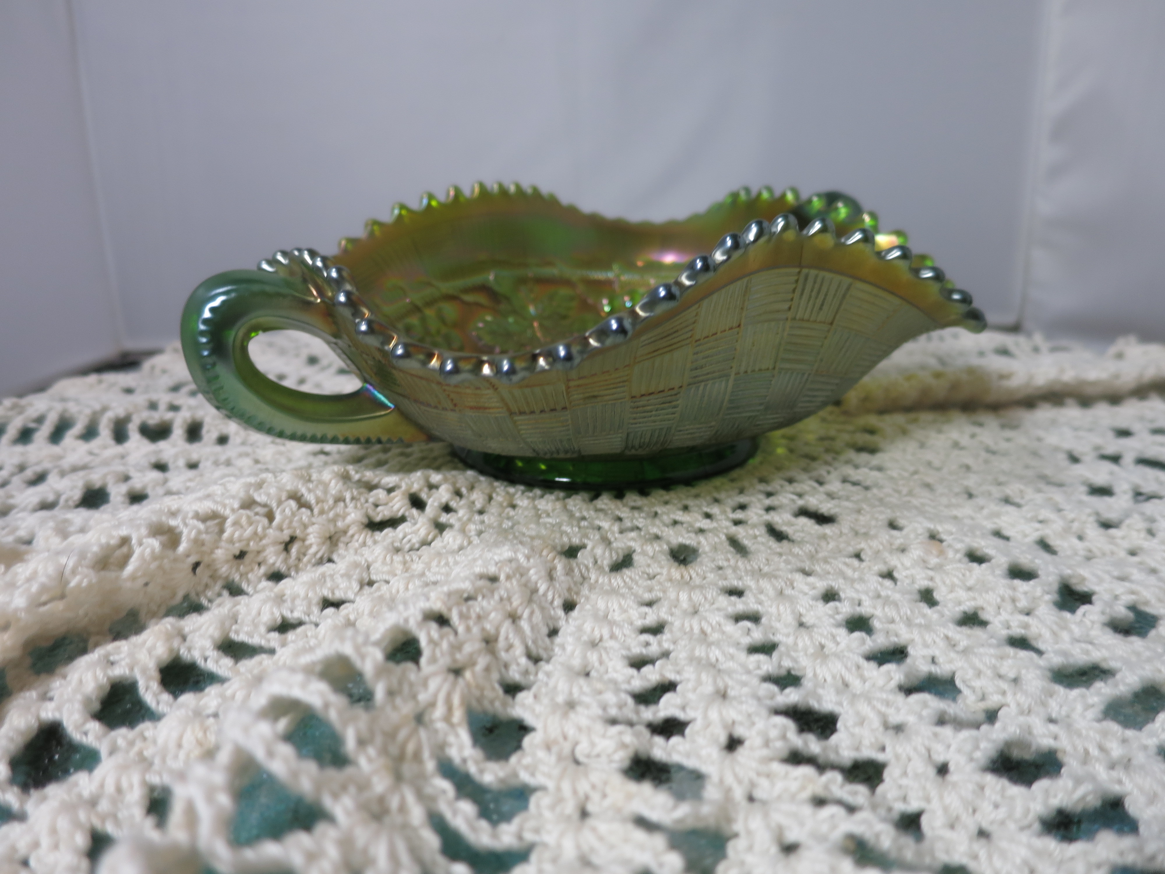 Antique Northwood Green Iridescent Grape & Cable Bon Bon Bowl