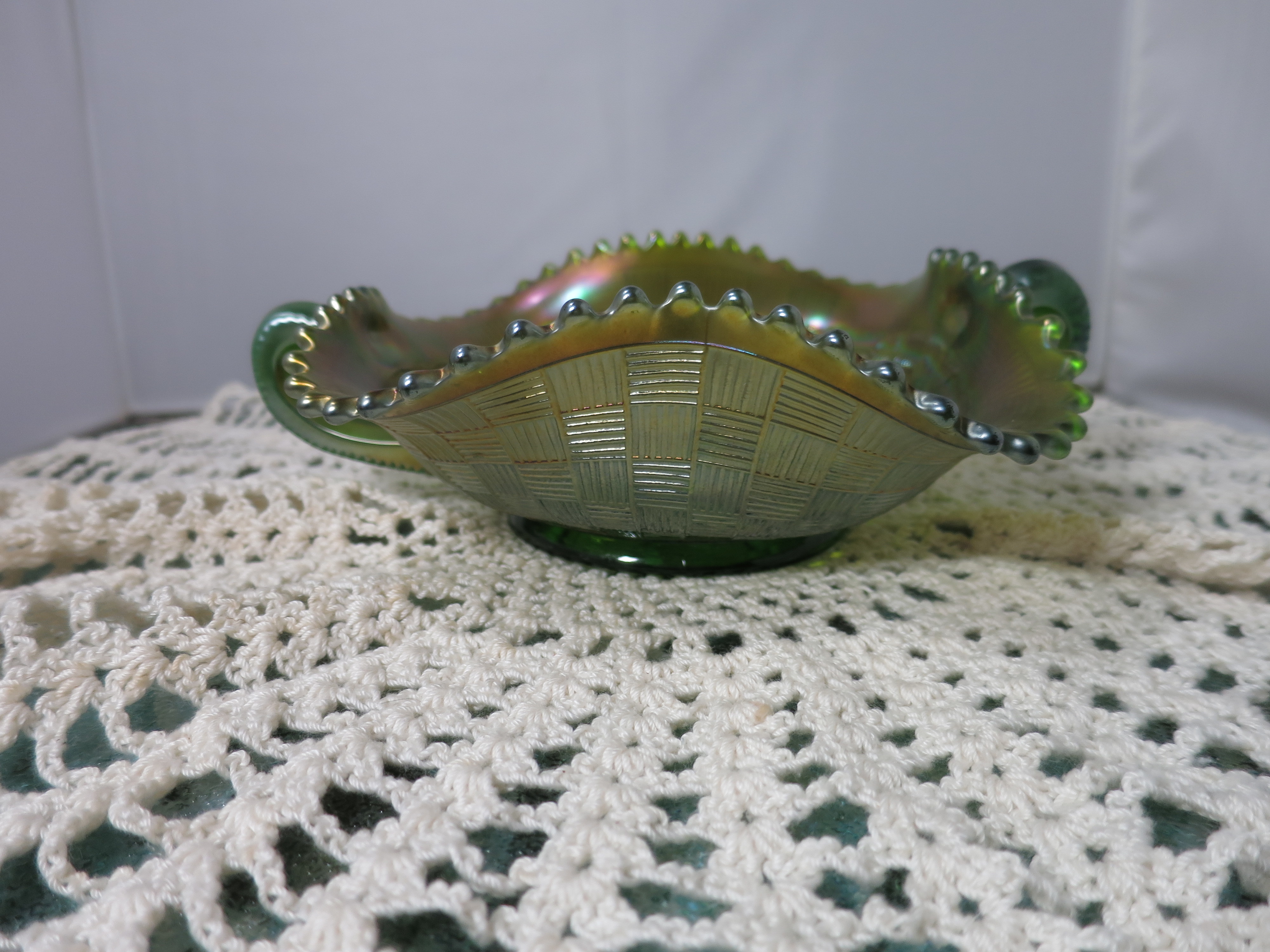 Antique Northwood Green Iridescent Grape & Cable Bon Bon Bowl