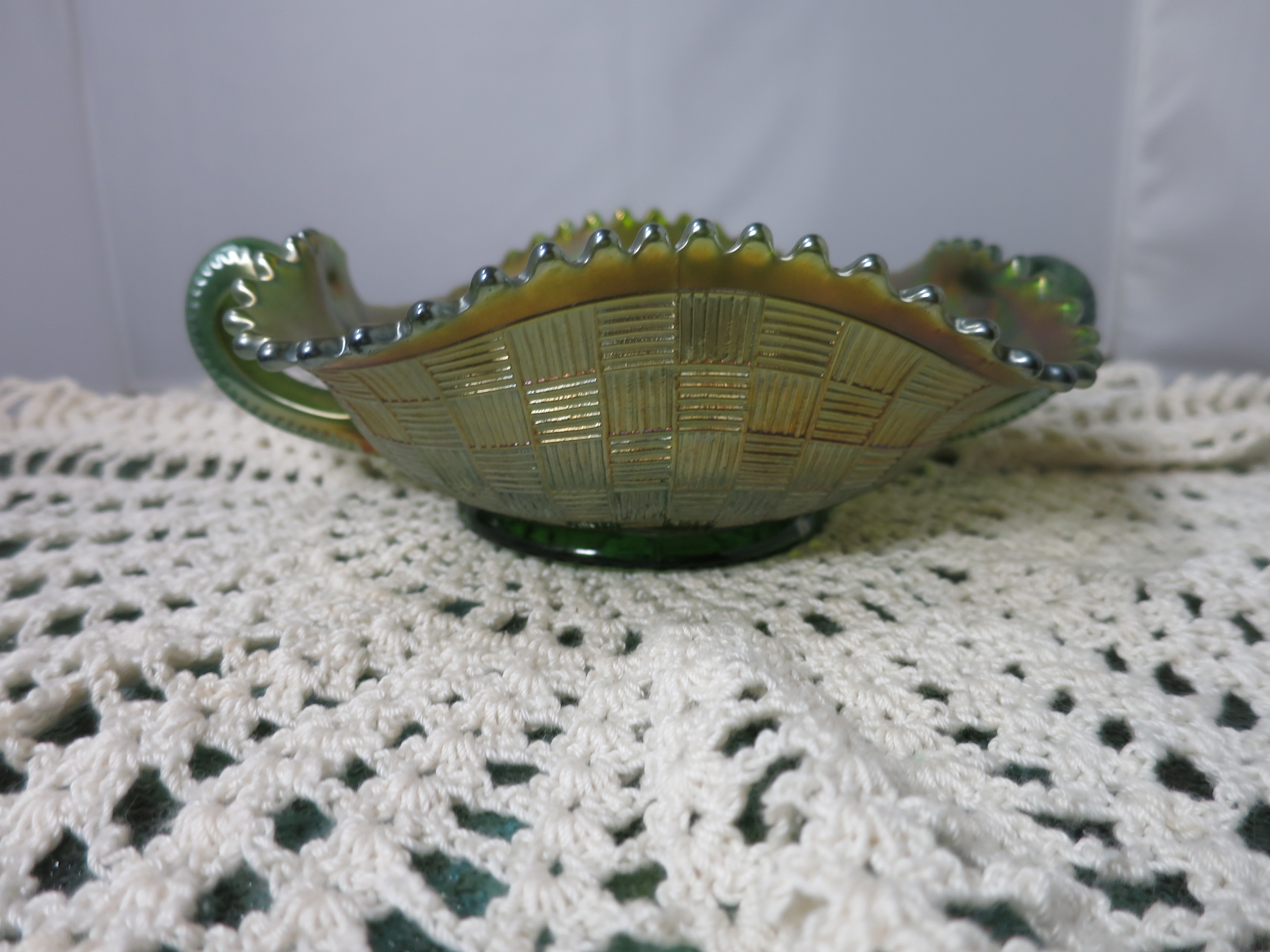Antique Northwood Green Iridescent Grape & Cable Bon Bon Bowl