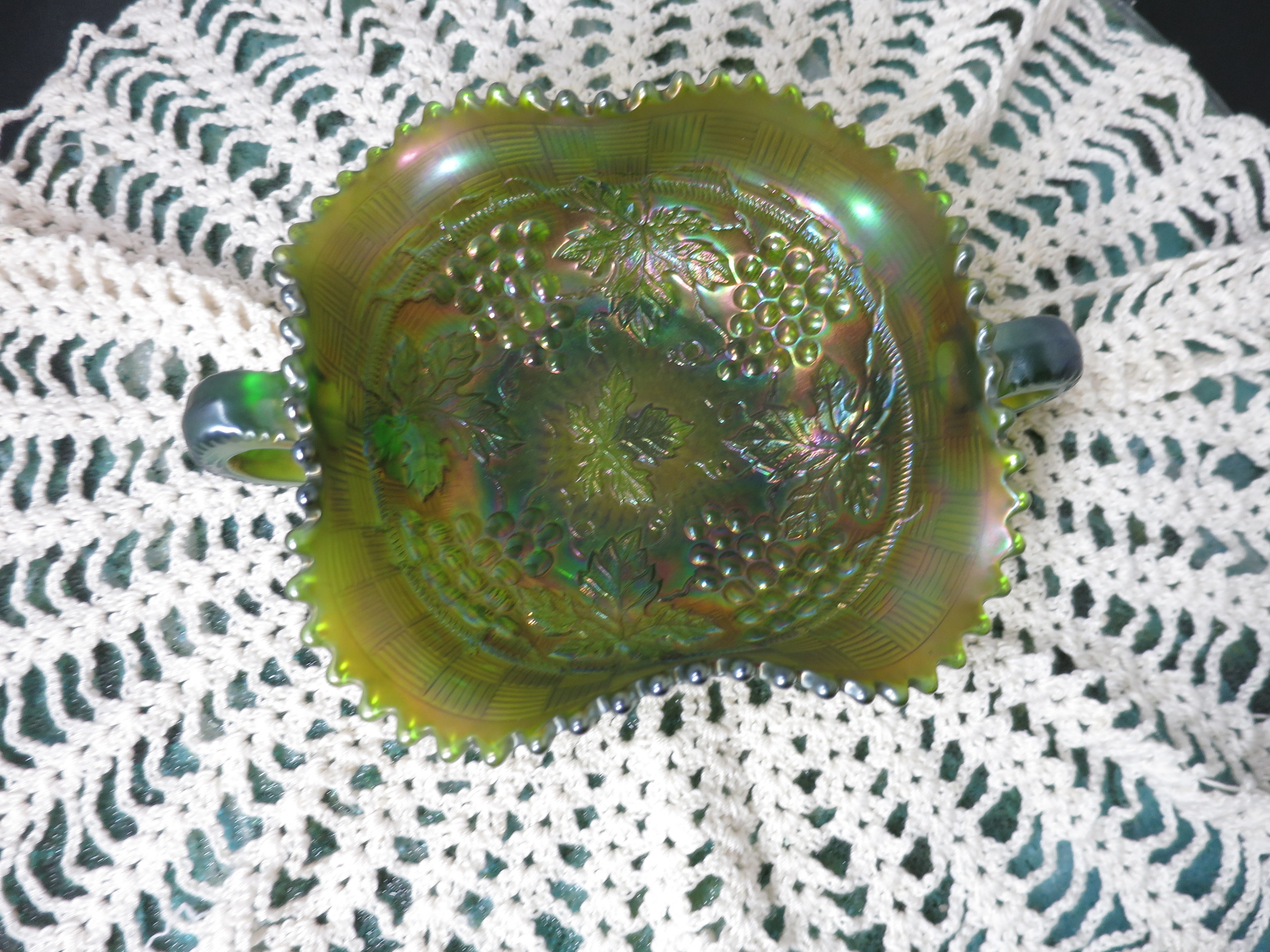 Antique Northwood Green Iridescent Grape & Cable Bon Bon Bowl