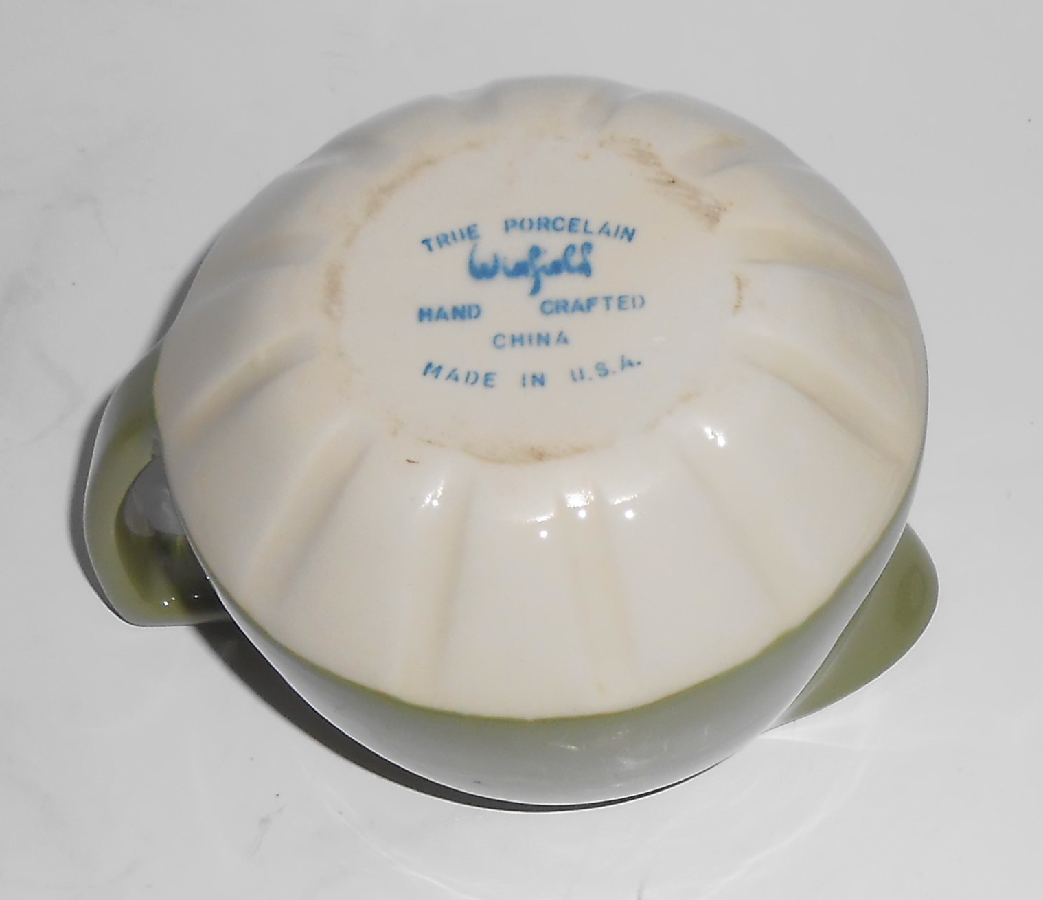 VINTAGE Winfield China Pottery Green/White Duotone Crea