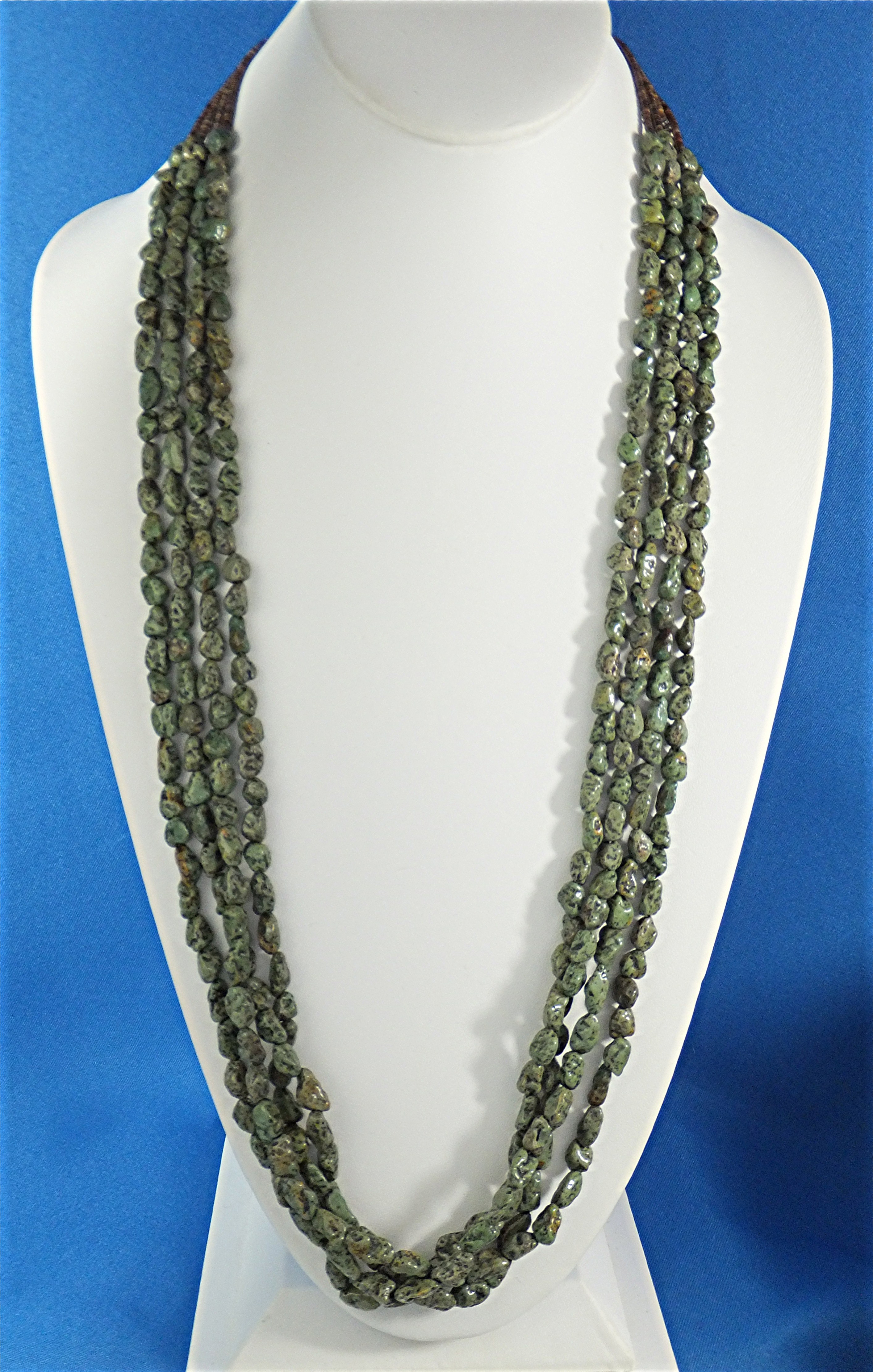 Necklace Green Turquoise and Heishi Santo Domingo