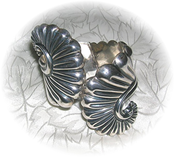 Vintage Signed Mexican Sterling Silver Bracel
