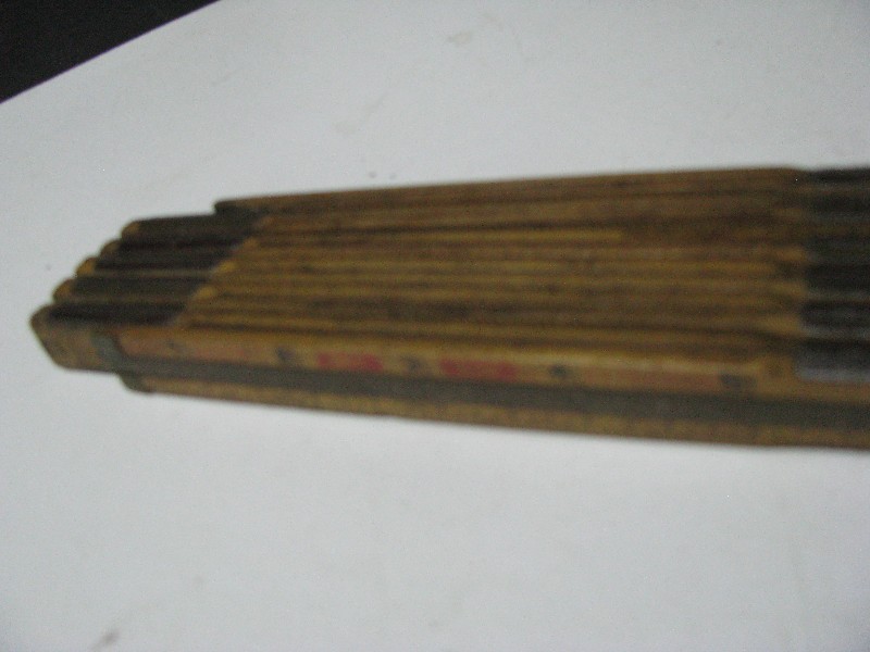 Vintage Lufkin Red End X46 Wooden Folding Extension Ruler