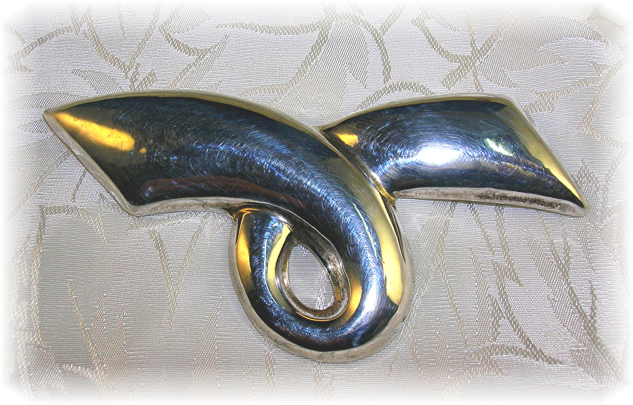 Mexican Sterling Silver Bow Brooch