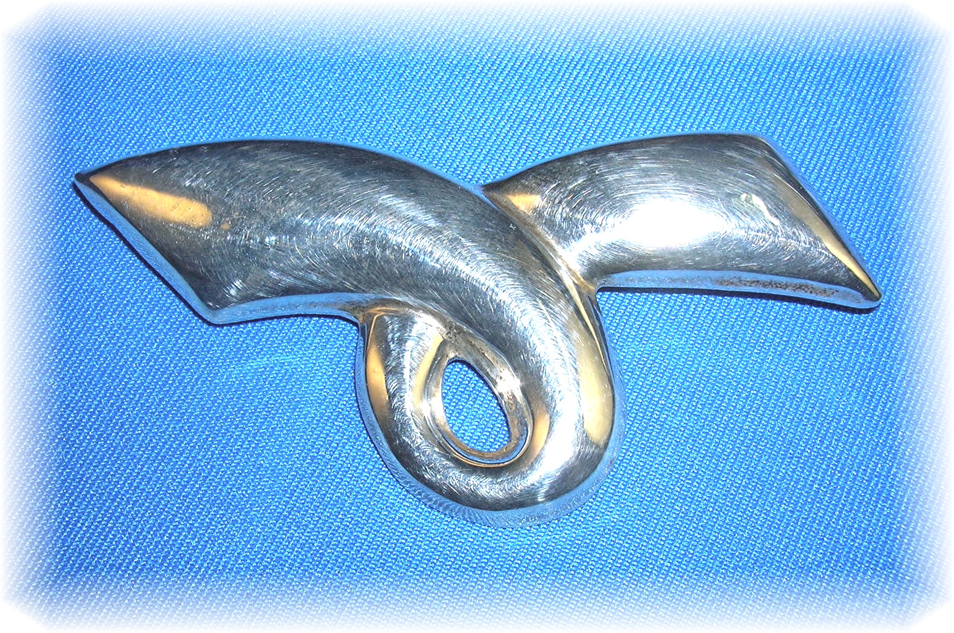 Mexican Sterling Silver Bow Brooch