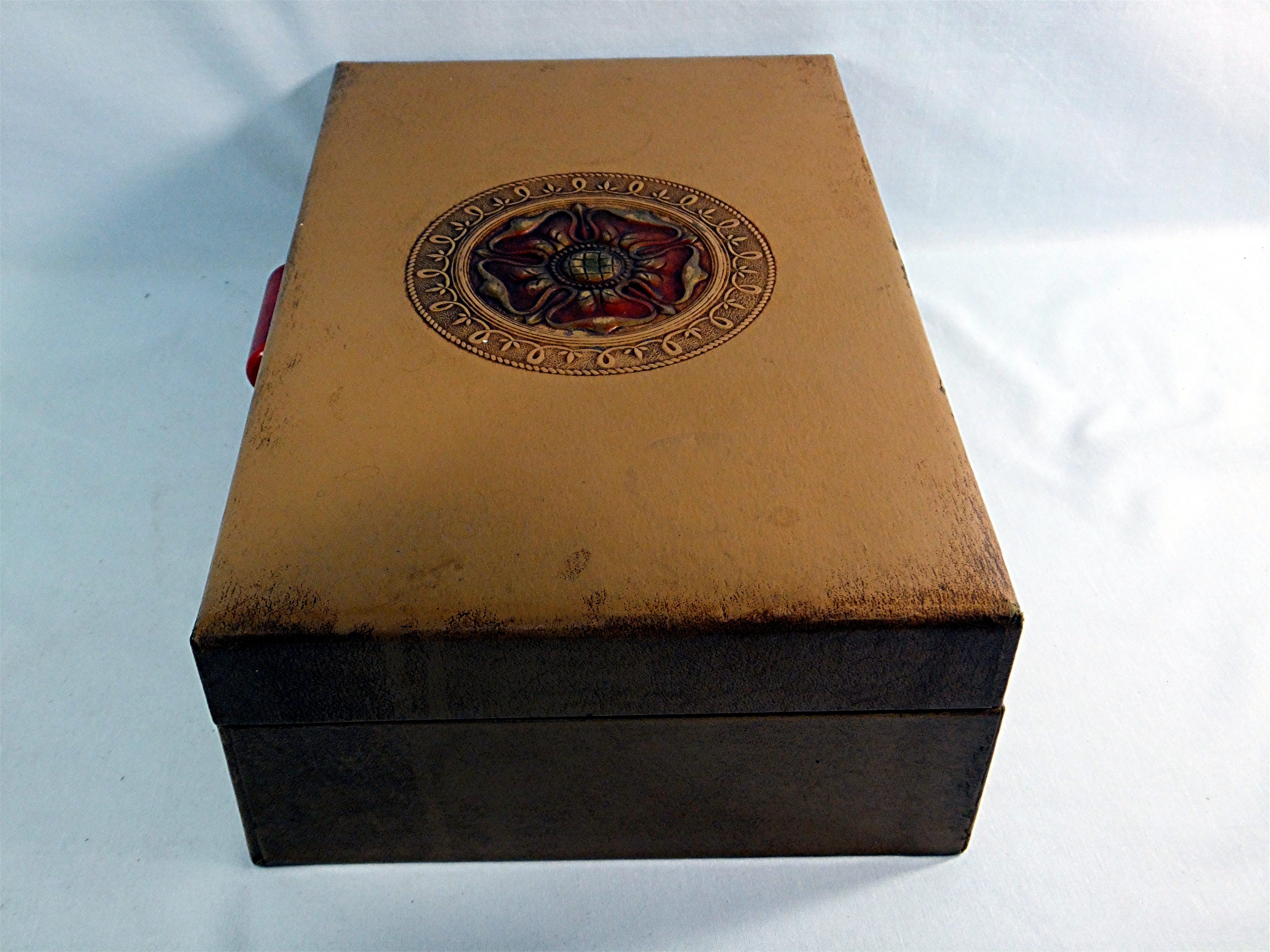 Vintage Jewelry Box With Mirror